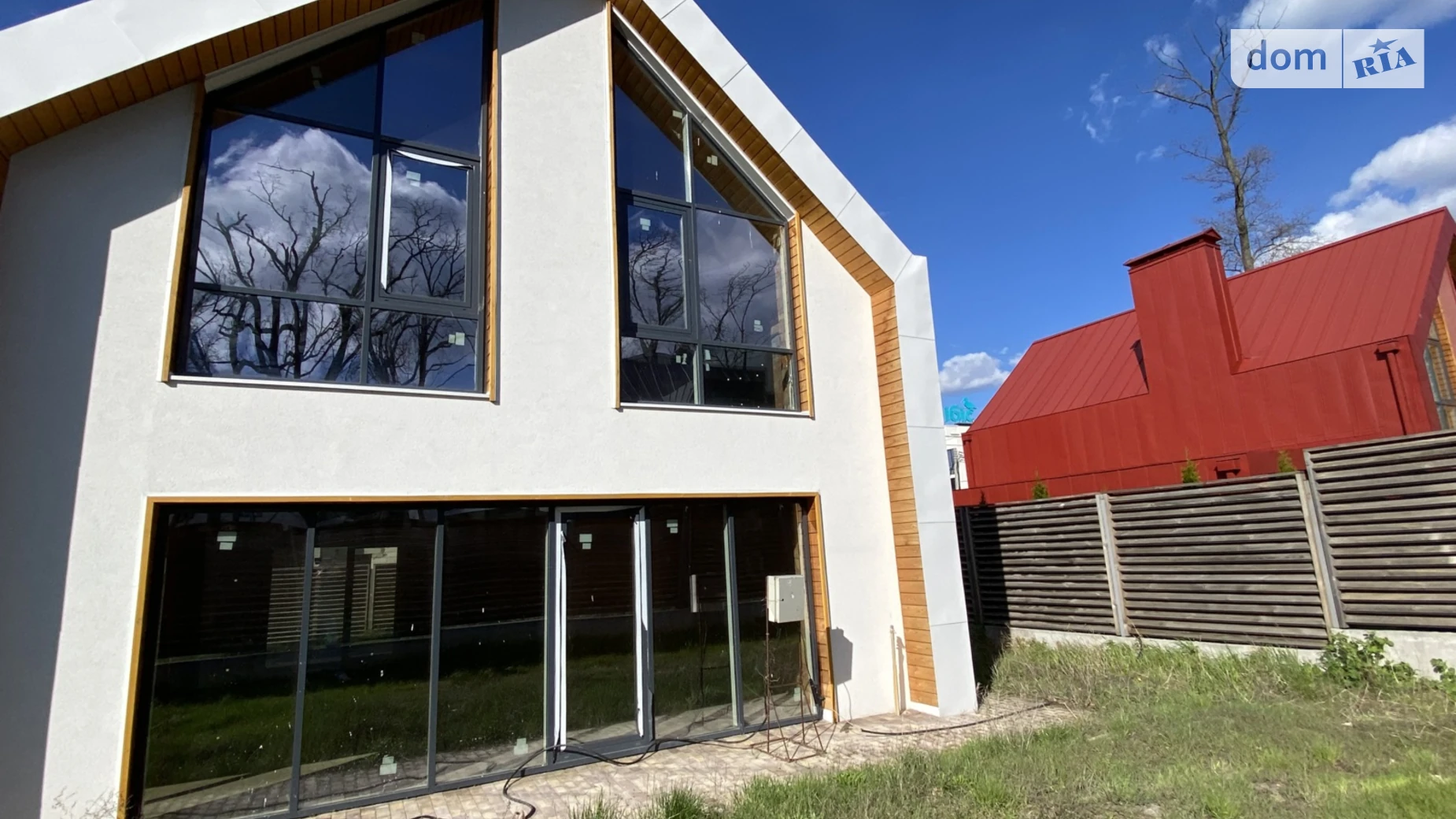 Продается дом на 2 этажа 220 кв. м с балконом, цена: 241800 $ - фото 3