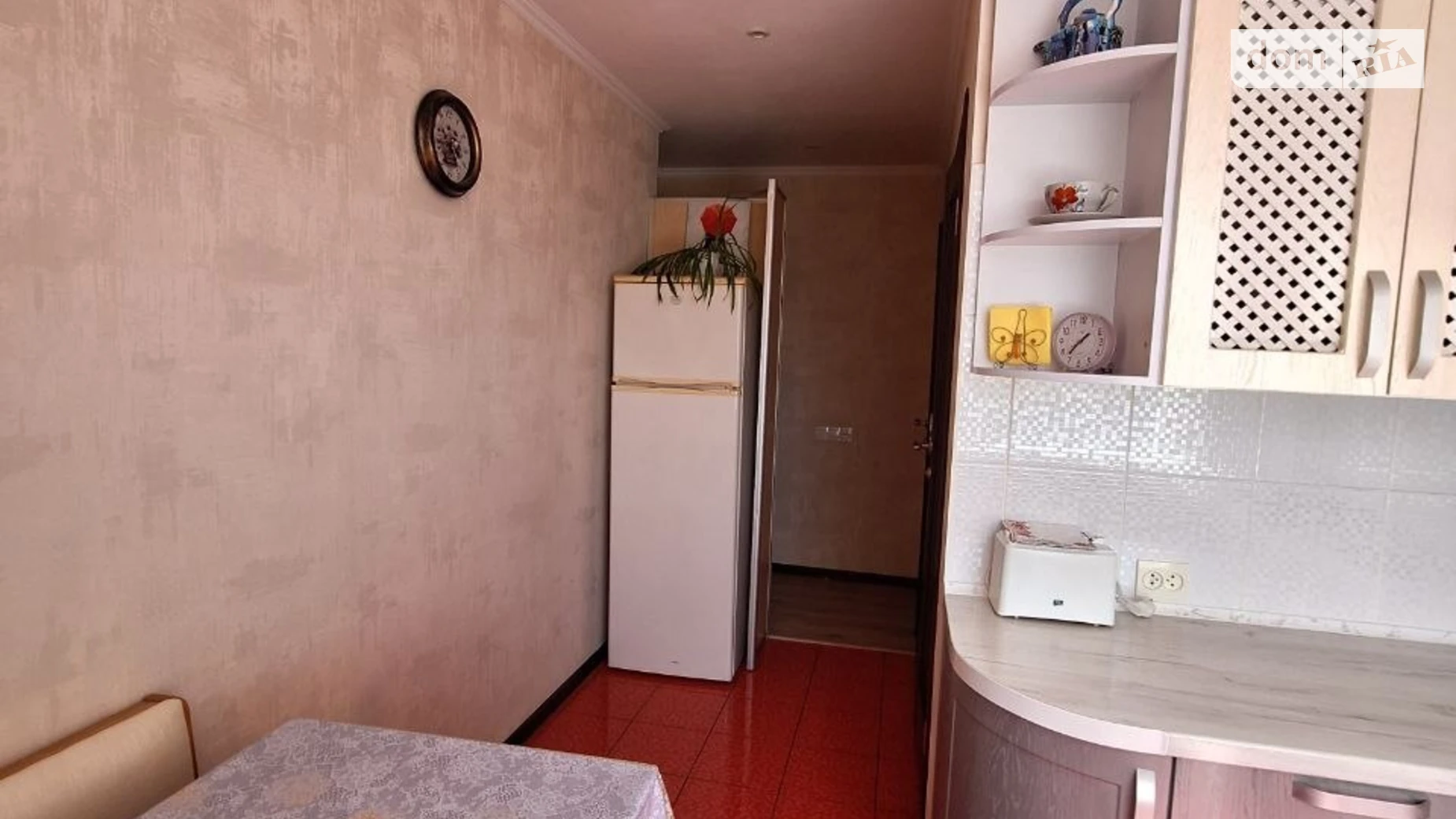 Продается 3-комнатная квартира 67.7 кв. м в Ровно, пер. Дворецкий, 57 - фото 3