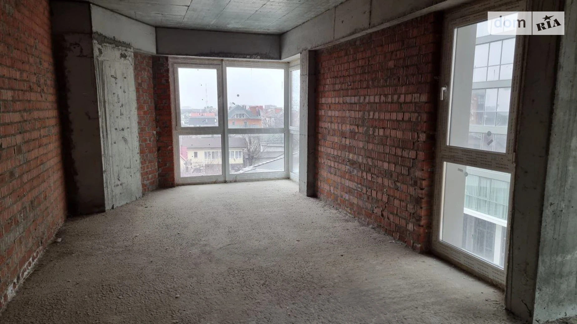 Продается 1-комнатная квартира 76.3 кв. м в Днепре, просп. Науки(Гагарина), 112Б - фото 2