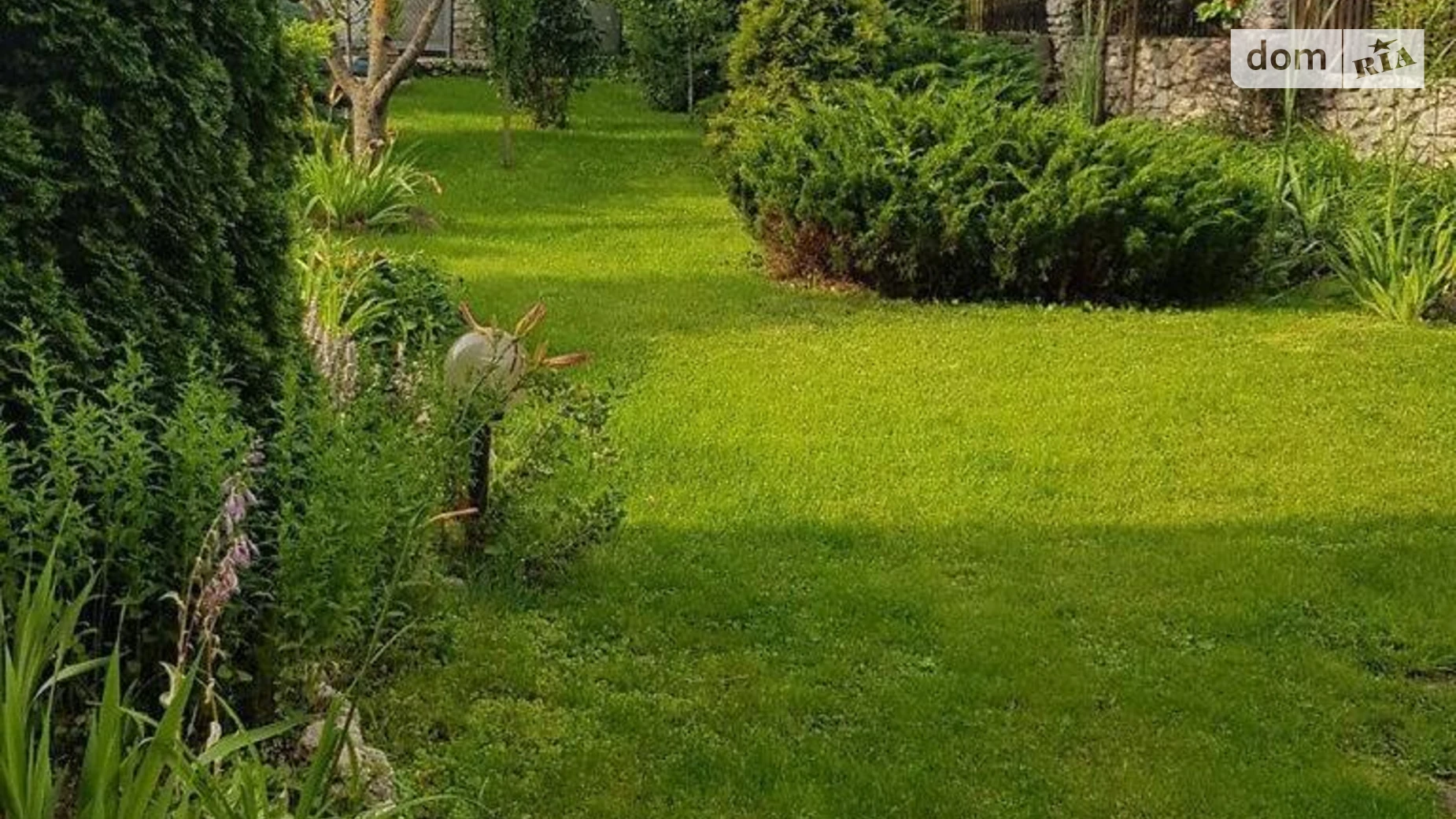 Продается дом на 3 этажа 540 кв. м с мансардой, цена: 245000 $ - фото 2