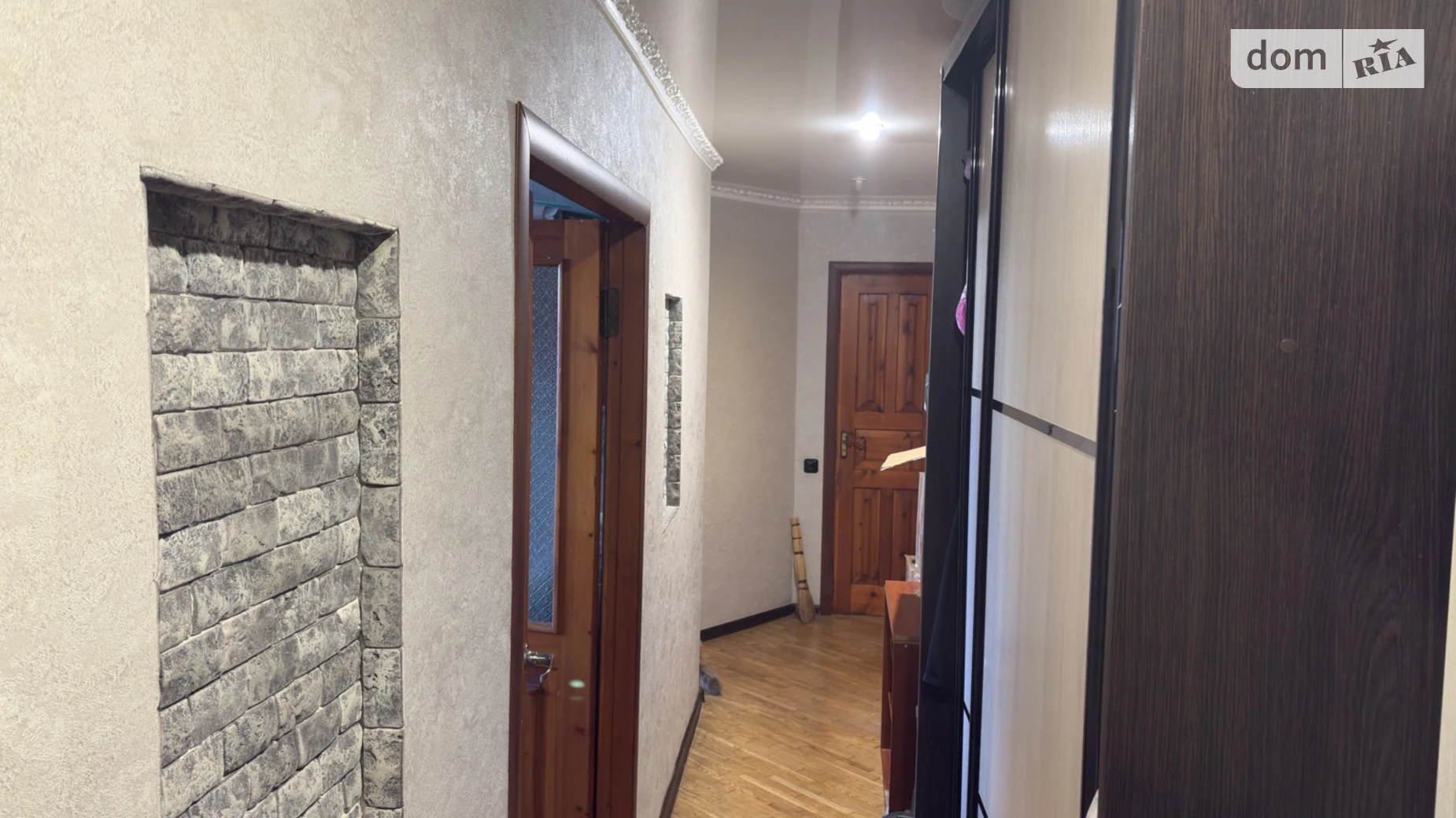 Продается 3-комнатная квартира 67.1 кв. м в Черкассах, ул. Пилипенко Капитана, 9 - фото 2