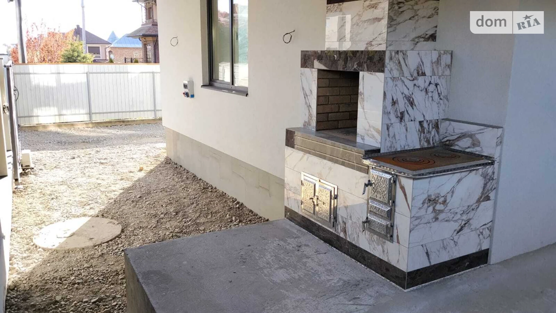 ул. Украинская Чагор (Черновцы), цена: 140000 $ - фото 4