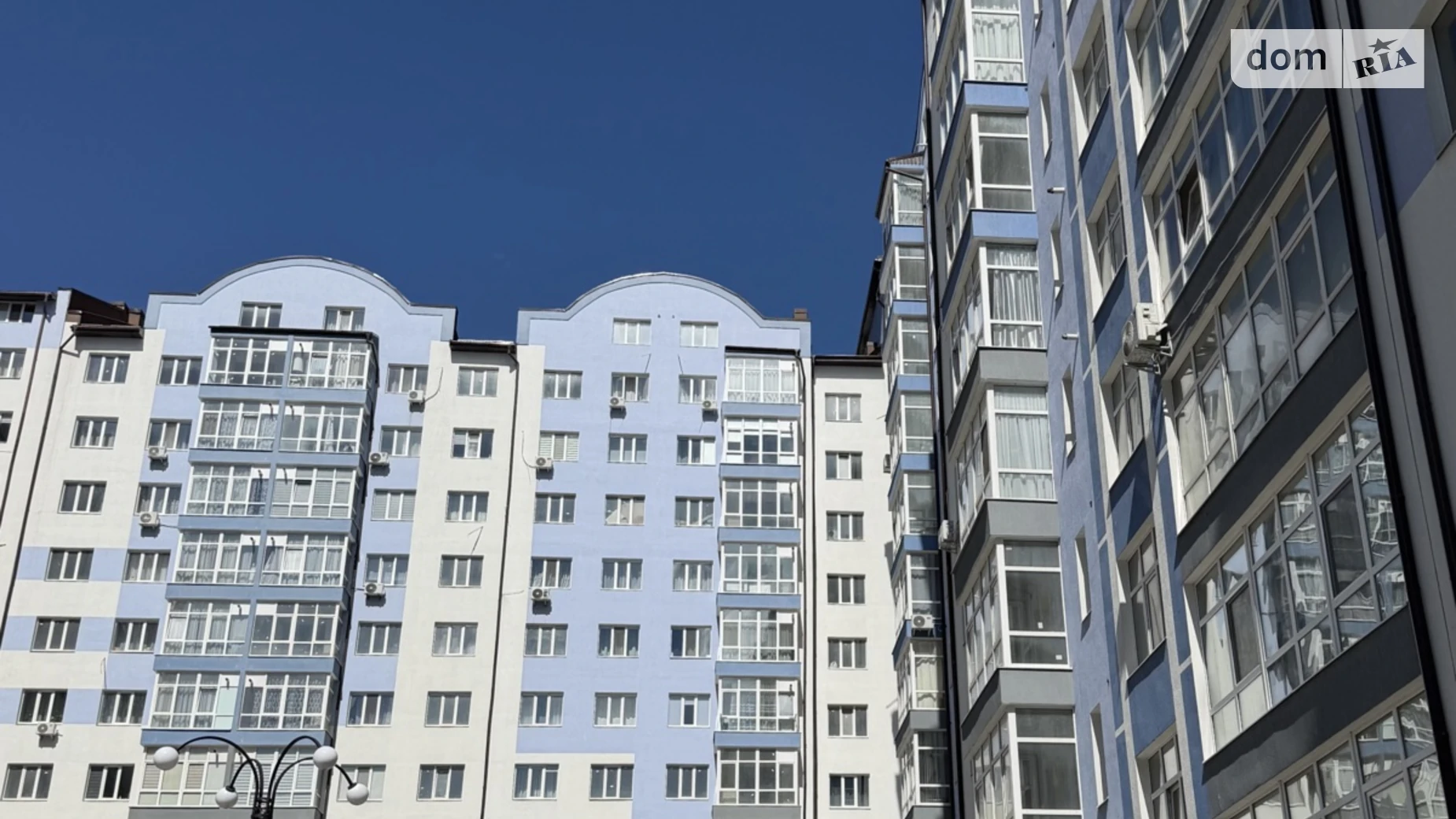 Продается 2-комнатная квартира 55.2 кв. м в Ивано-Франковске, ул. Высочана Семена - фото 2