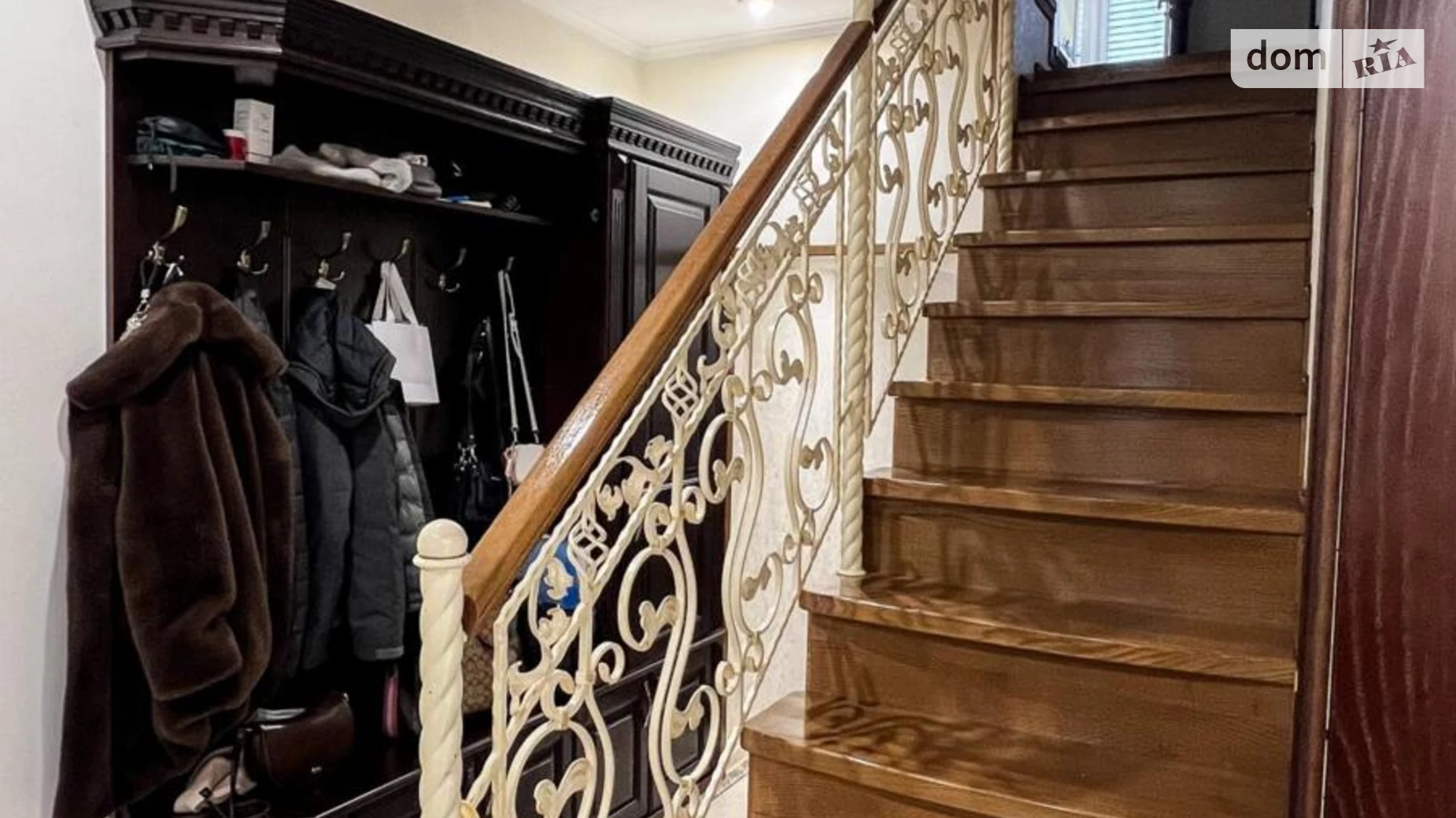 Продается дом на 2 этажа 260 кв. м с верандой, цена: 238000 $ - фото 3