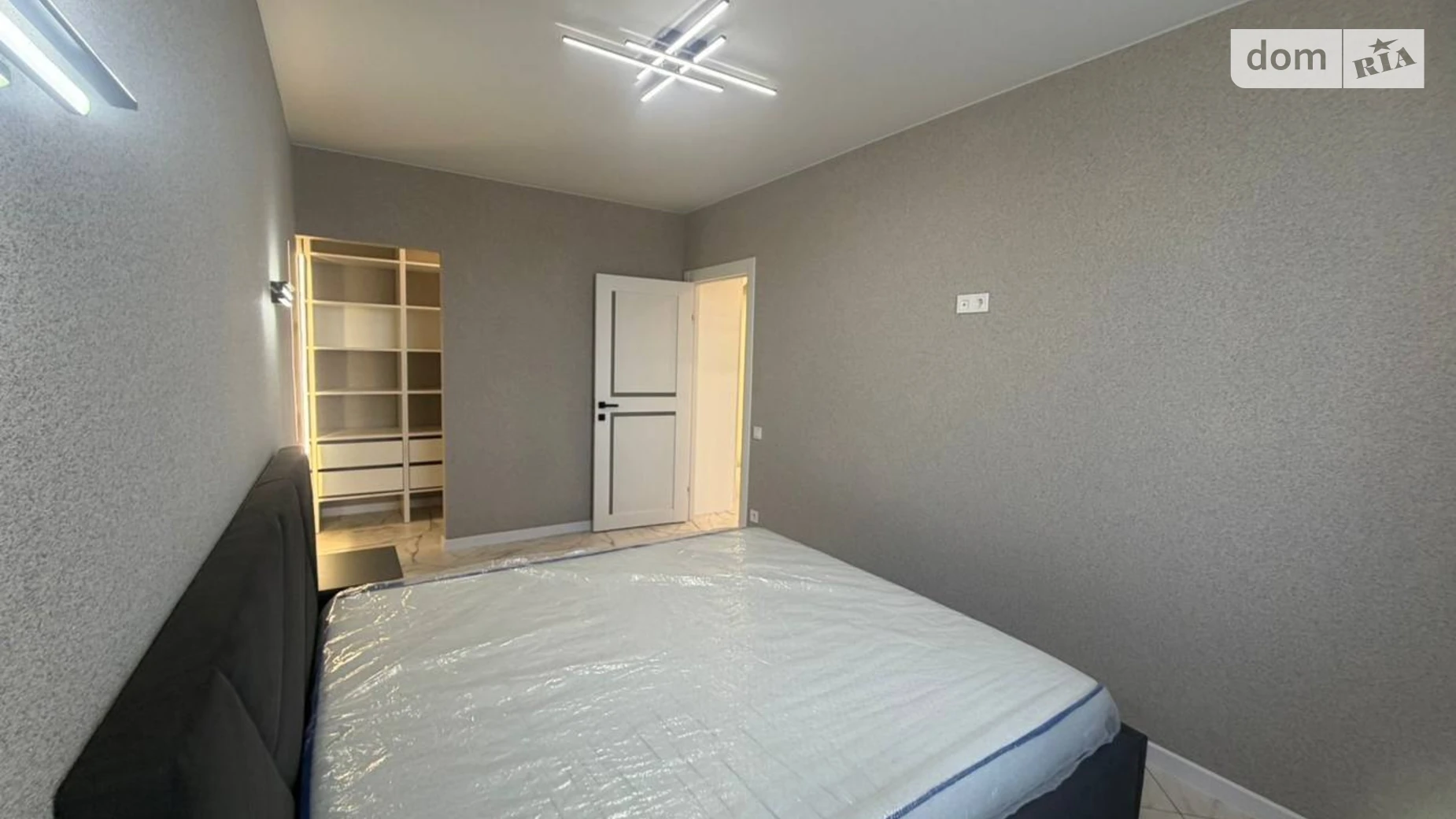 Продается 1-комнатная квартира 36 кв. м в Буче, ул. Ивана Кожедуба, 4 - фото 3