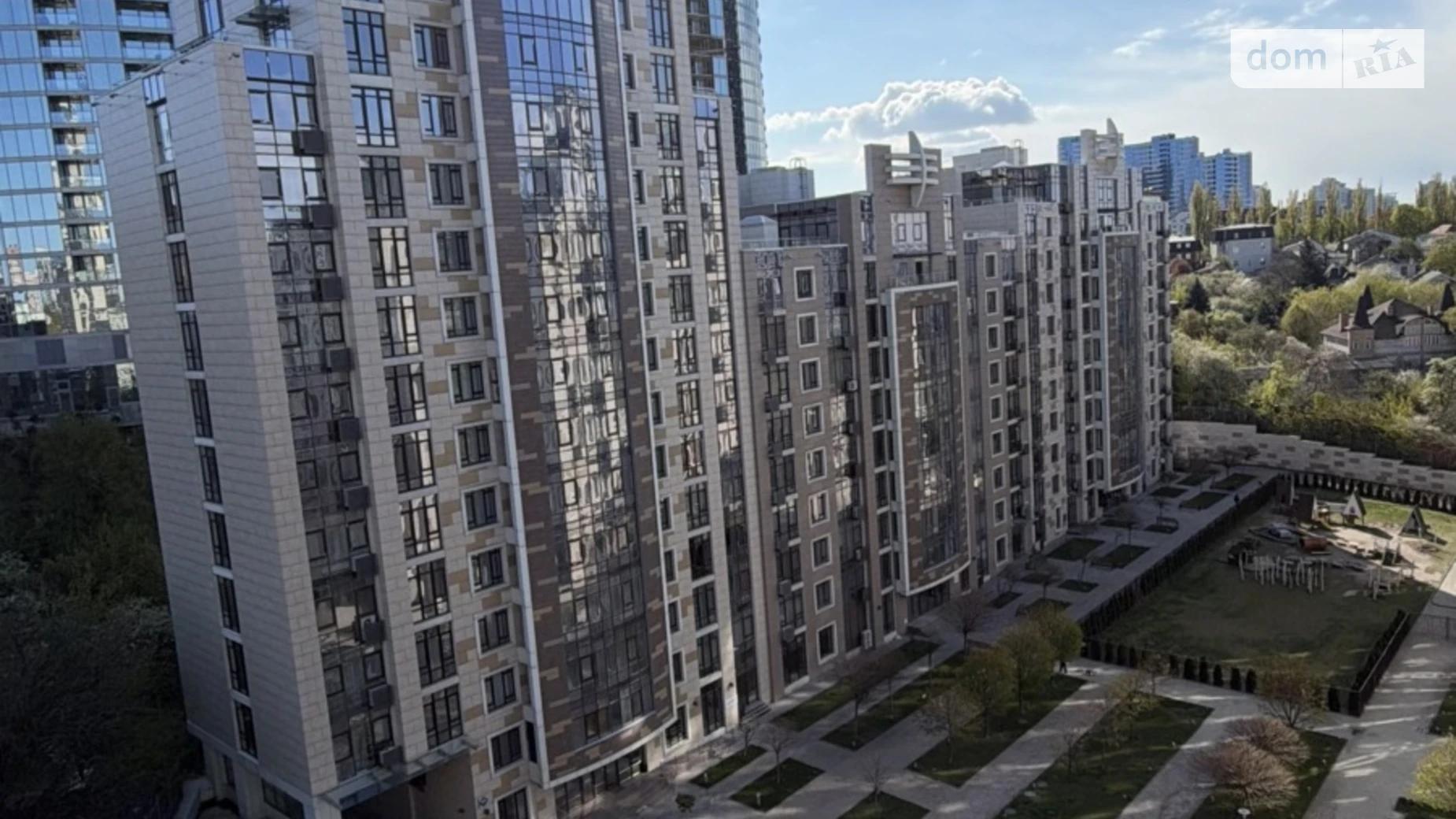 Продается 2-комнатная квартира 130 кв. м в Киеве, ул. Саперное Поле, 3 - фото 2