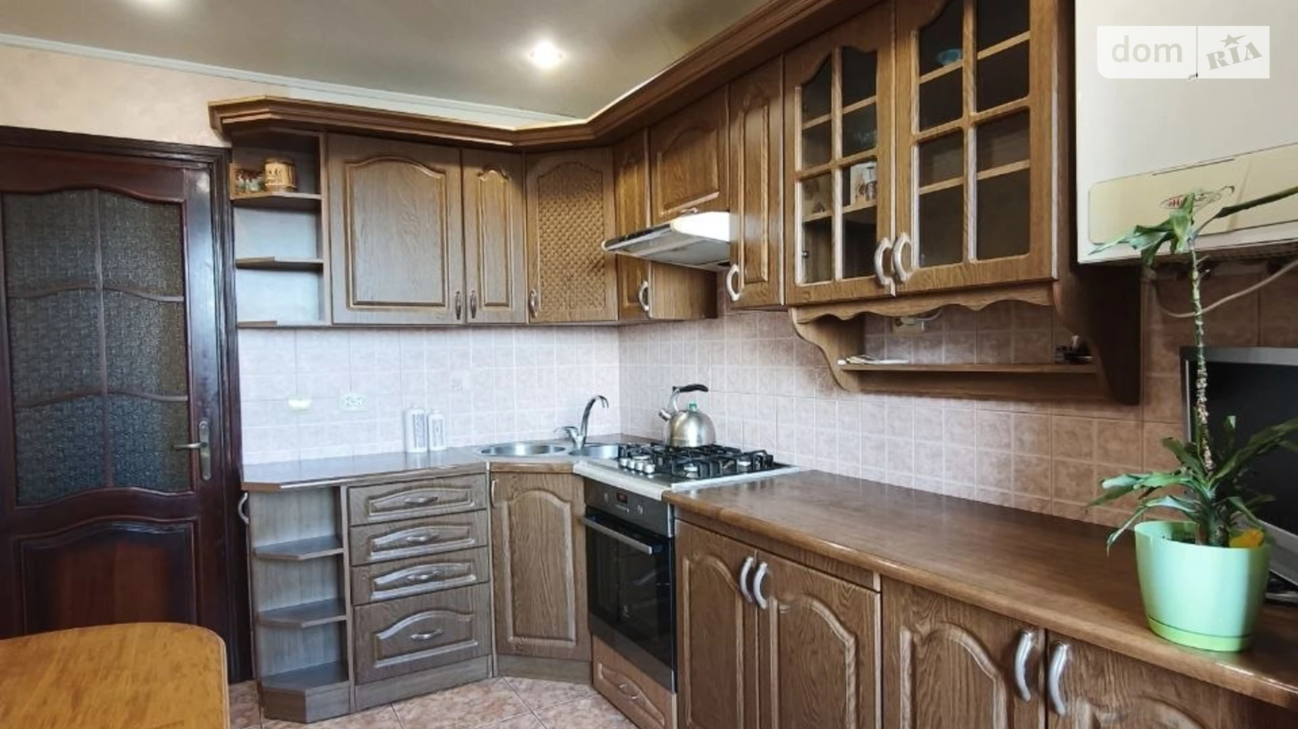 2-комнатная квартира 60 кв. м в Тернополе, ул. Будного Степана - фото 2