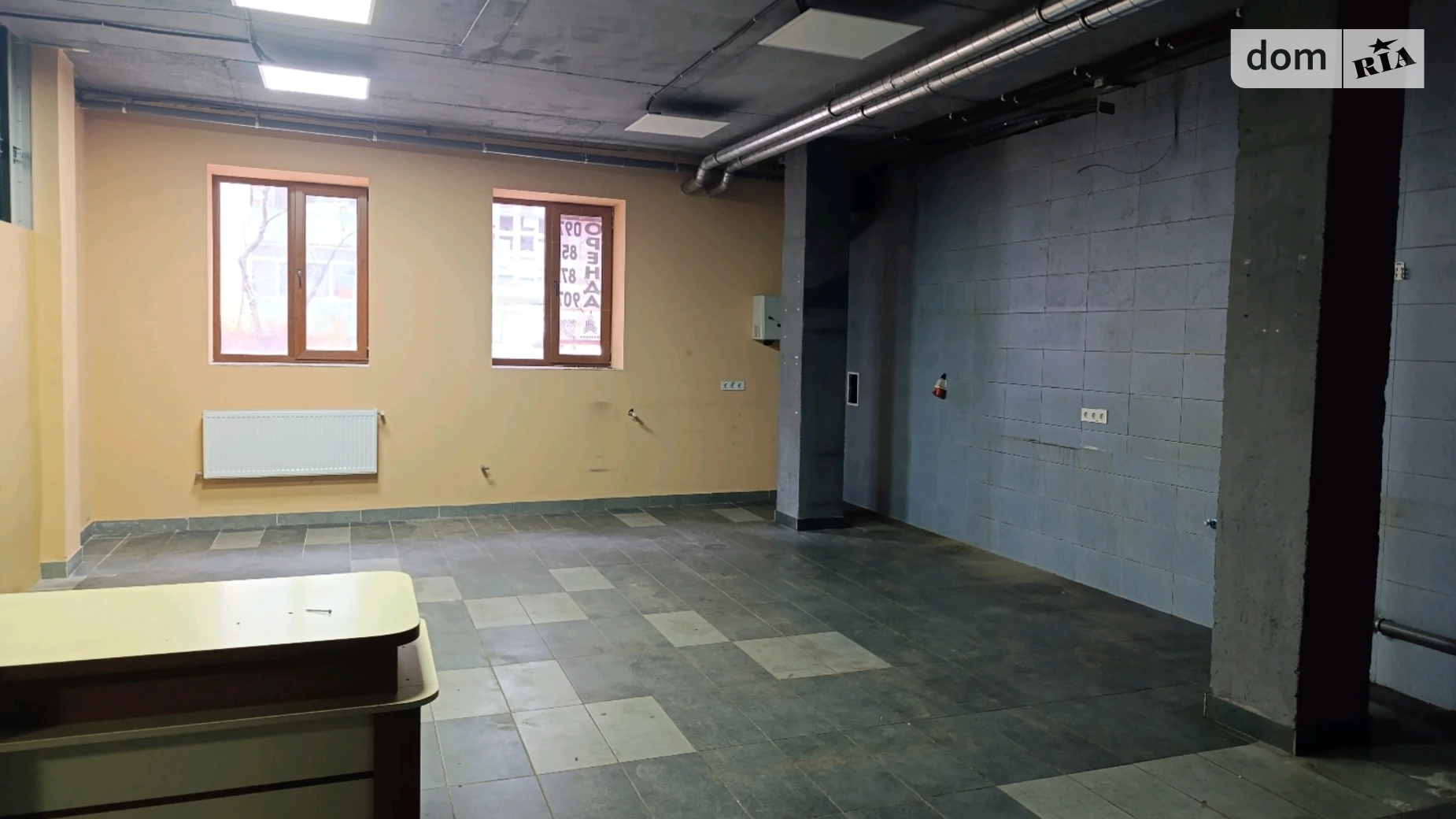 Продается офис 137 кв. м в бизнес-центре, цена: 145000 $ - фото 2