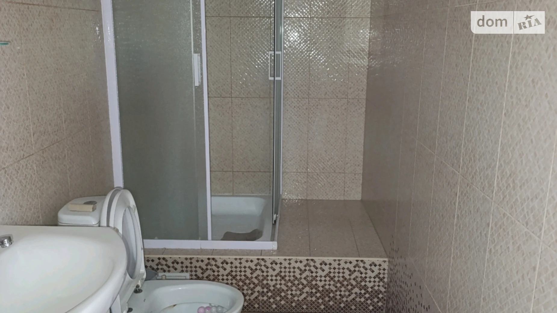 Продается офис 210 кв. м в бизнес-центре, цена: 235000 $ - фото 4