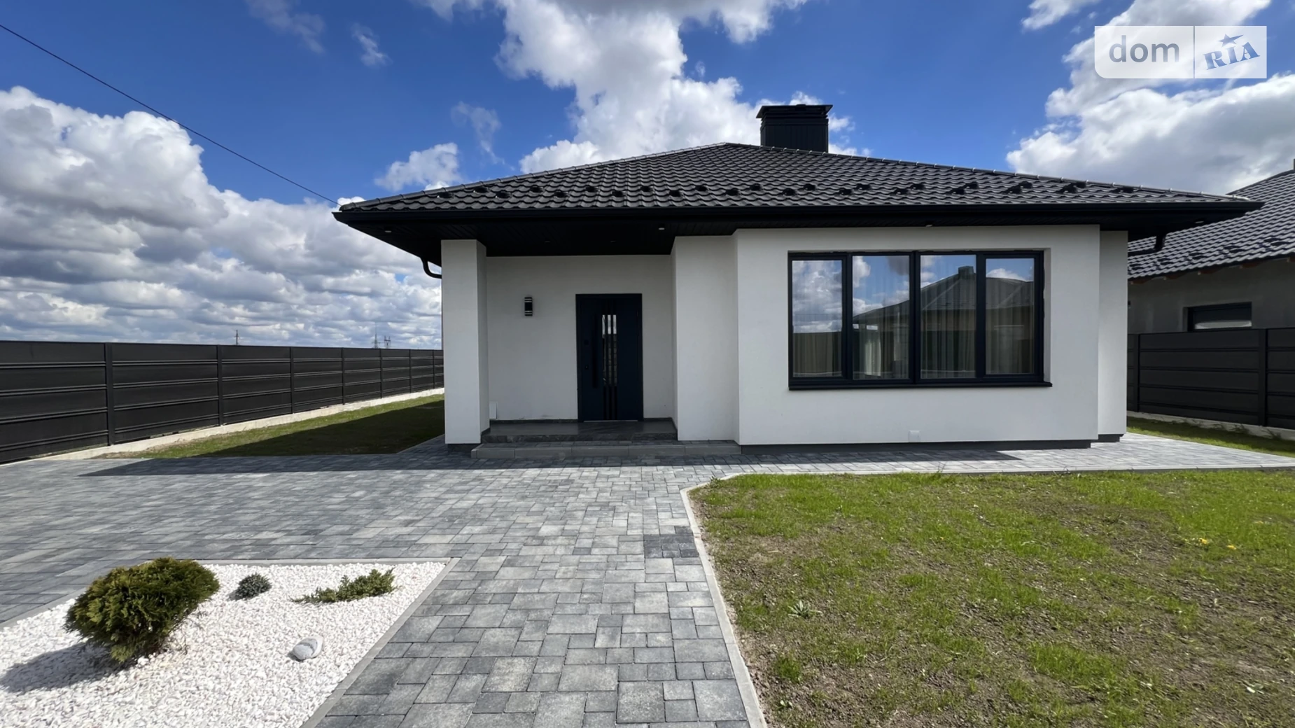 Продается одноэтажный дом 100 кв. м с участком, цена: 180000 $ - фото 2