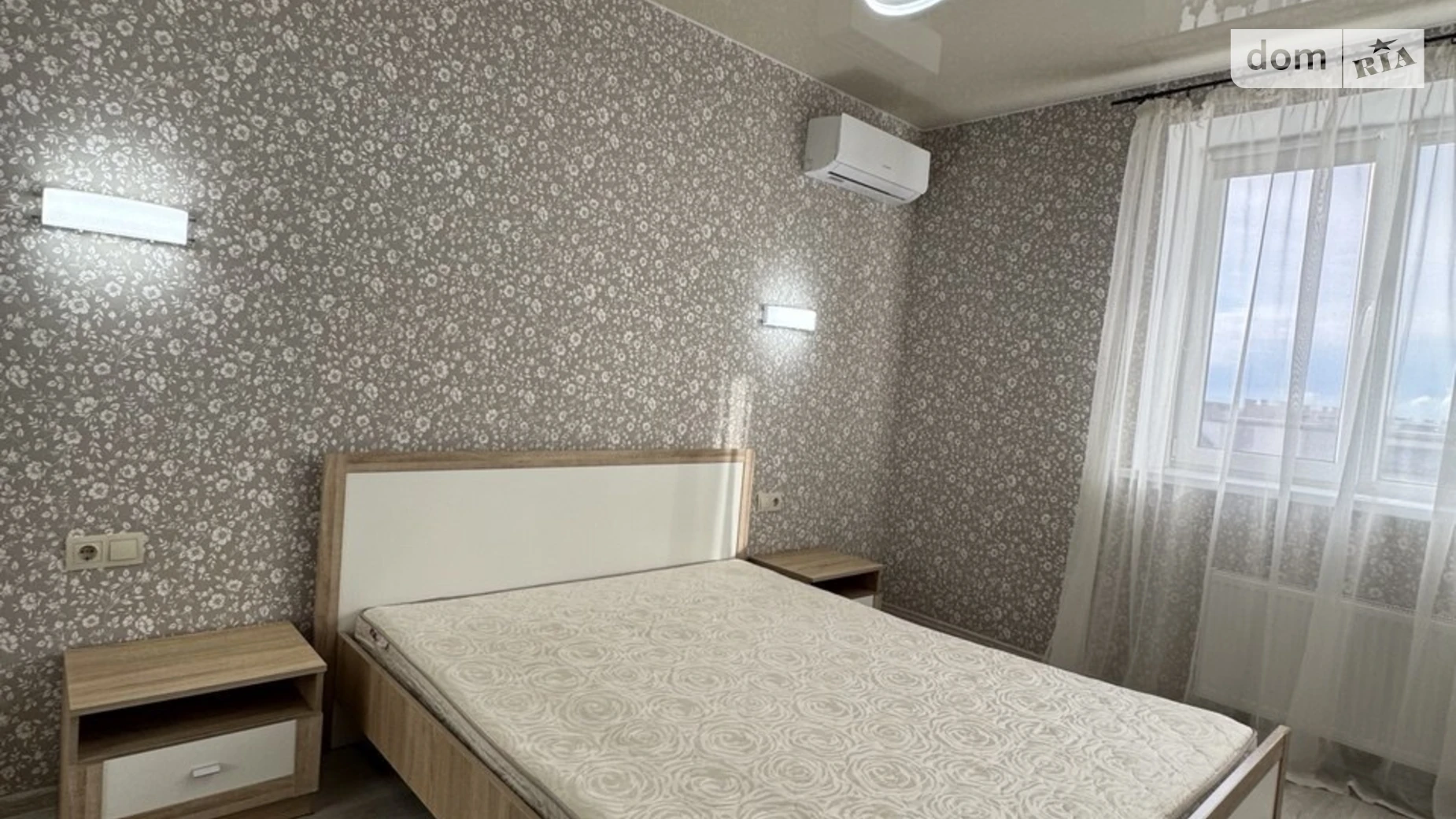 Продается 2-комнатная квартира 68.4 кв. м в Слобожанском, ул. Содружества, 1 корпус 3 - фото 2