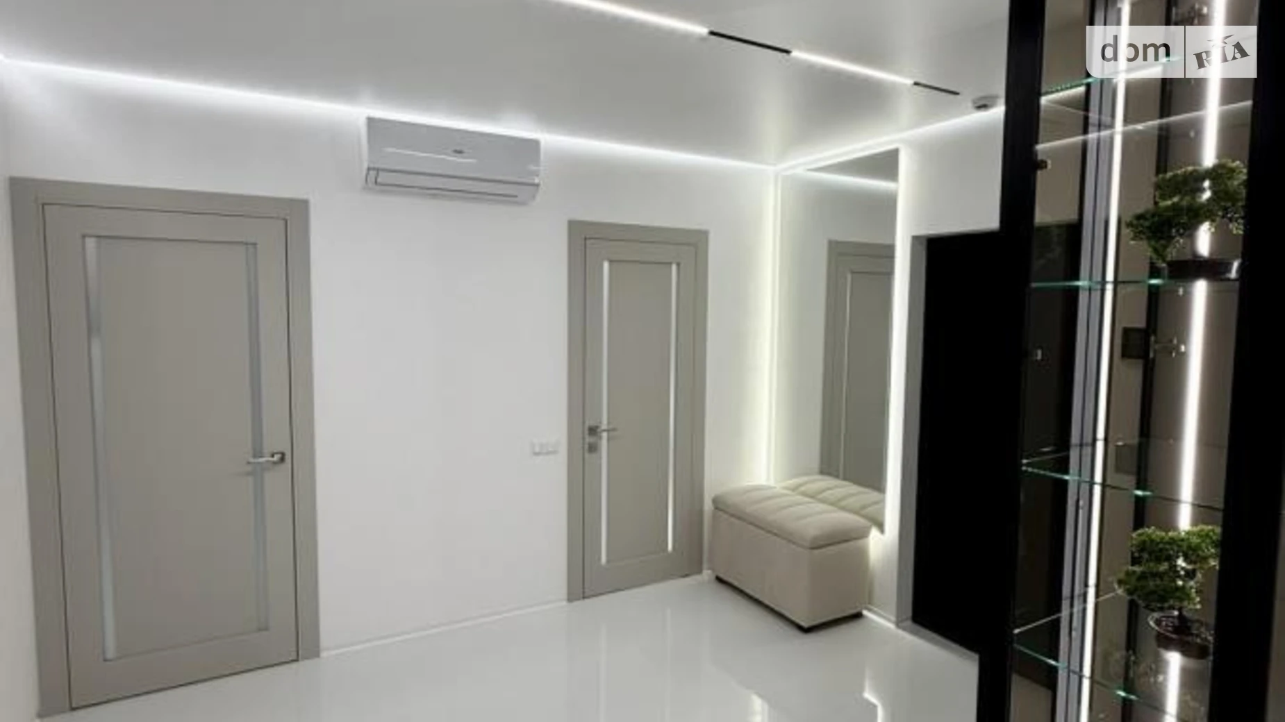 Продается 2-комнатная квартира 62 кв. м в Ивано-Франковске, бул. Южный - фото 3