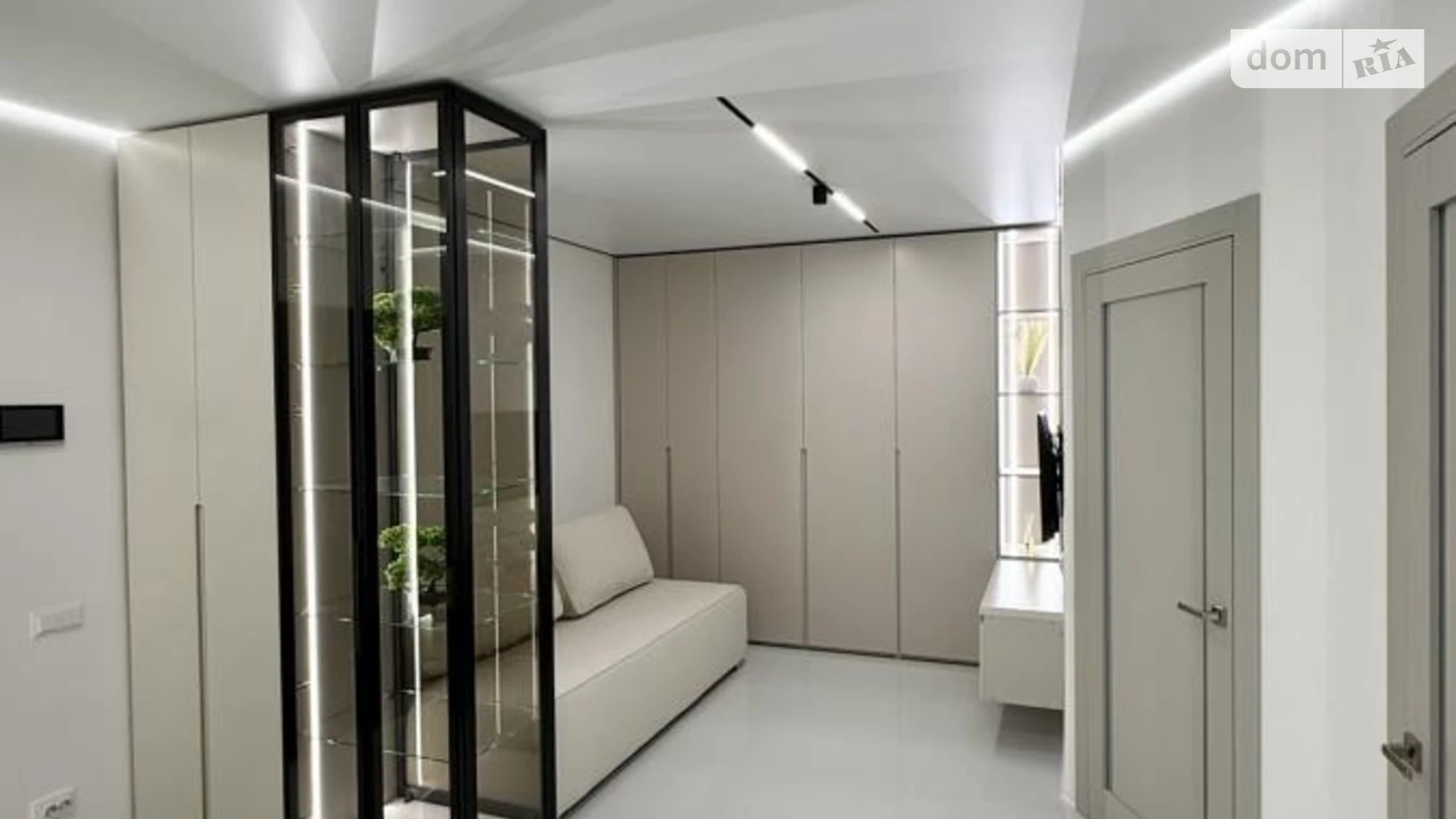 Продается 2-комнатная квартира 62 кв. м в Ивано-Франковске, бул. Южный - фото 4
