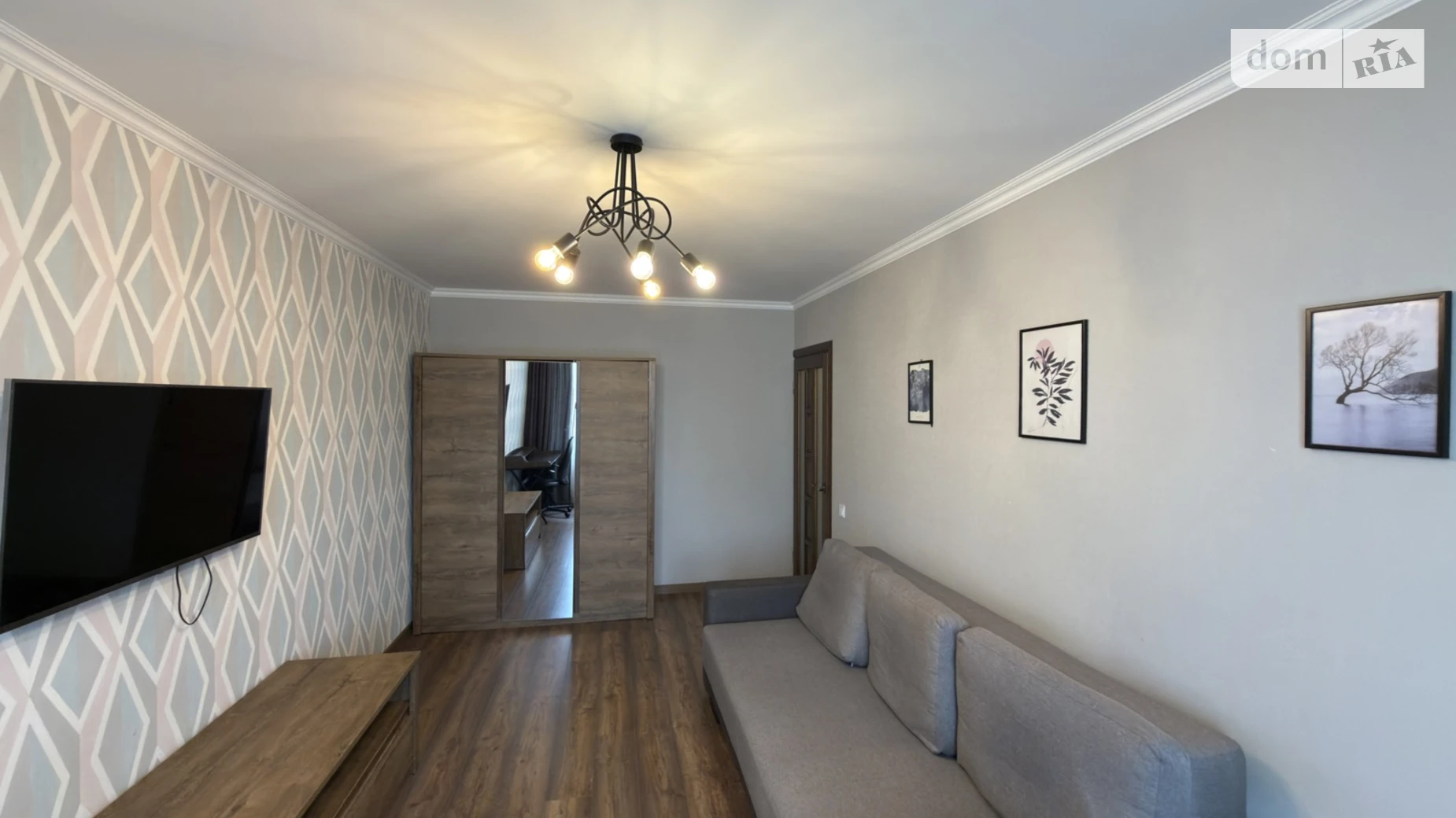Продается 3-комнатная квартира 63 кв. м в Виннице, ул. Келецкая, 128 - фото 2