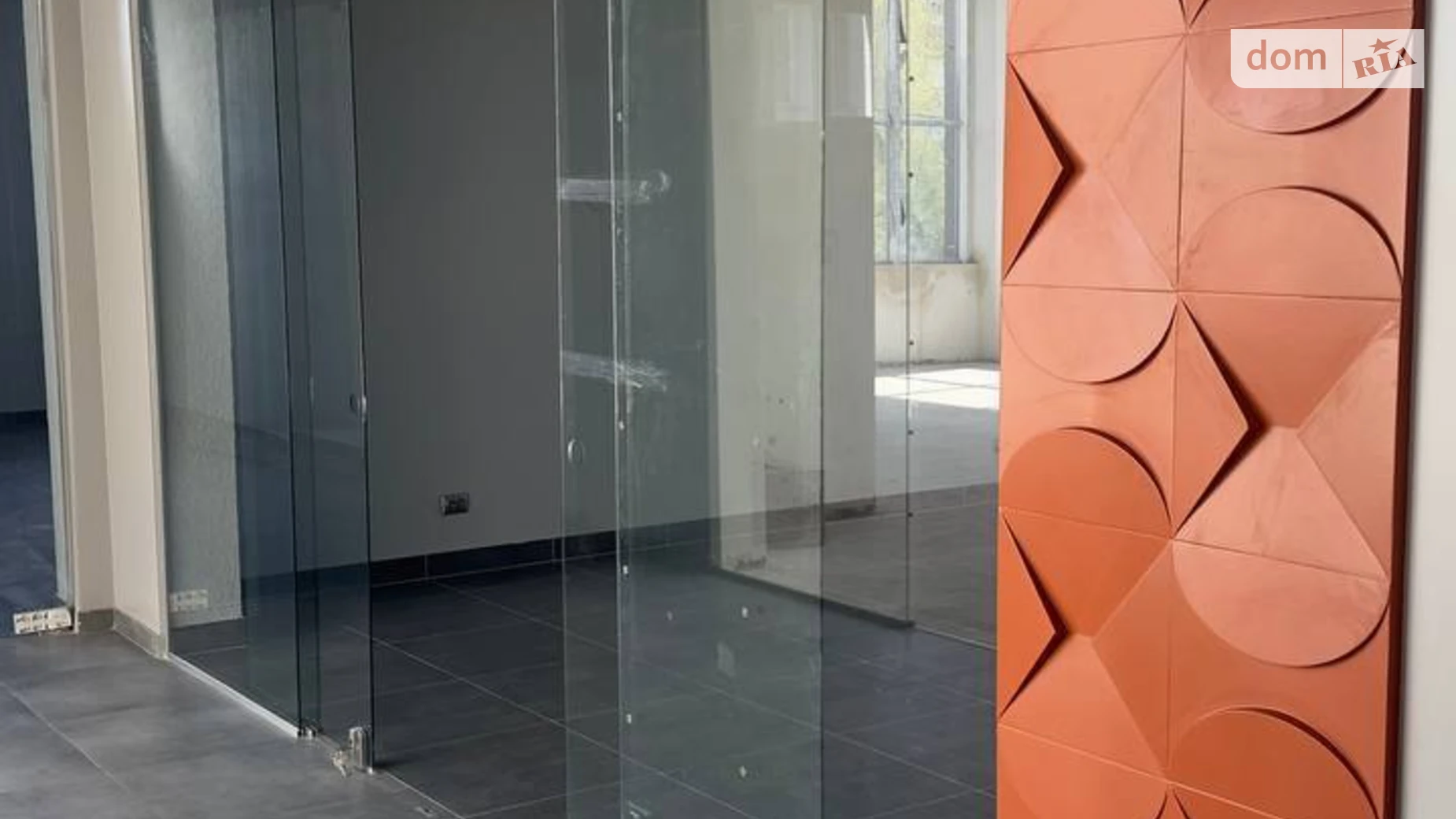 Продается помещения свободного назначения 53.9 кв. м в 10-этажном здании, цена: 55000 $ - фото 3