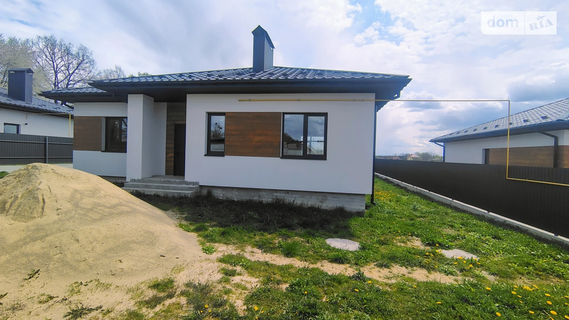 Продается одноэтажный дом 120 кв. м с гаражом, цена: 84000 $ - фото 2