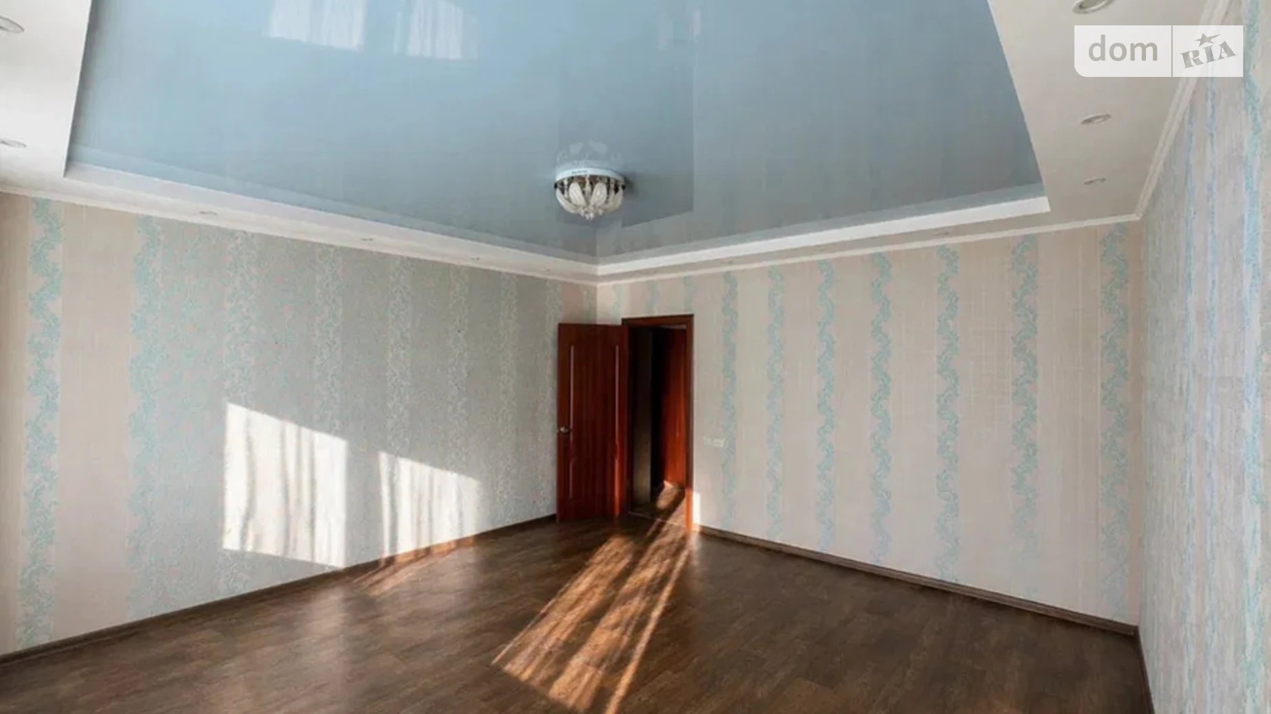Продается 2-комнатная квартира 54 кв. м в Харькове, ул. Морозова, 1 - фото 2