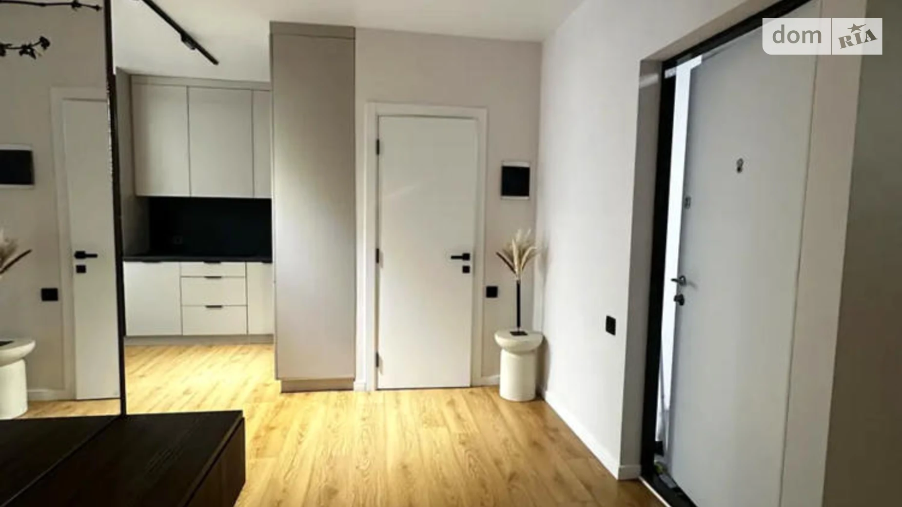 Продается 2-комнатная квартира 61 кв. м в Киеве, ул. Михаила Максимовича, 24Г - фото 2