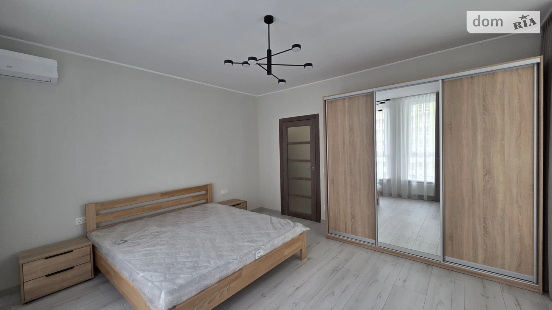 Сдается в аренду 2-комнатная квартира 67.8 кв. м в Киеве, ул. Бердника Олеся, 1 - фото 2