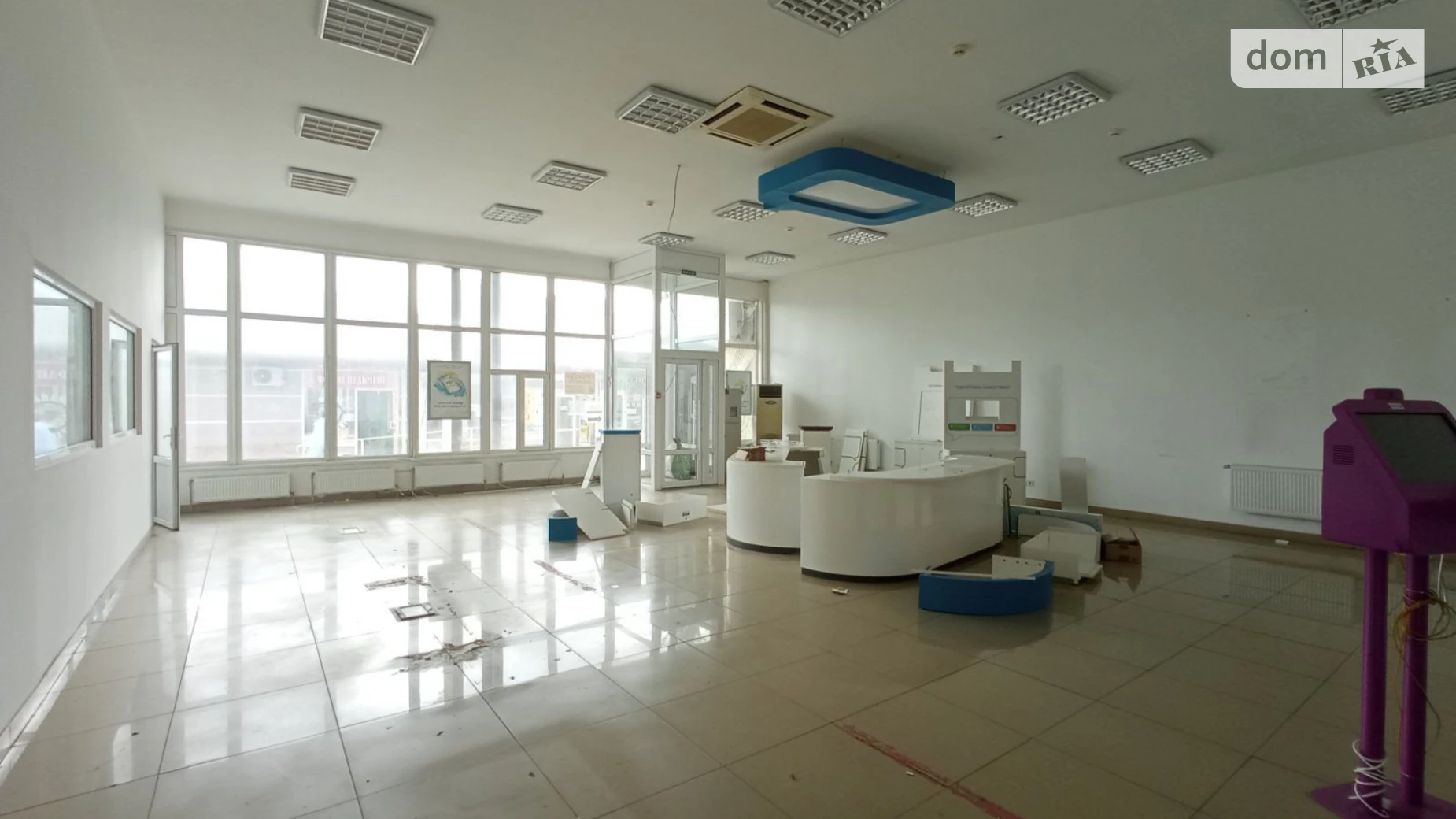 Сдается в аренду офис 145.9 кв. м в бизнес-центре, цена: 36475 грн - фото 2
