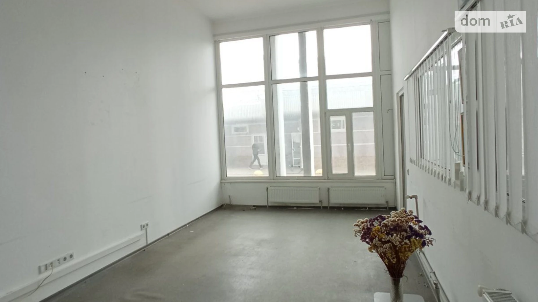 Сдается в аренду офис 145.9 кв. м в бизнес-центре, цена: 36475 грн - фото 3