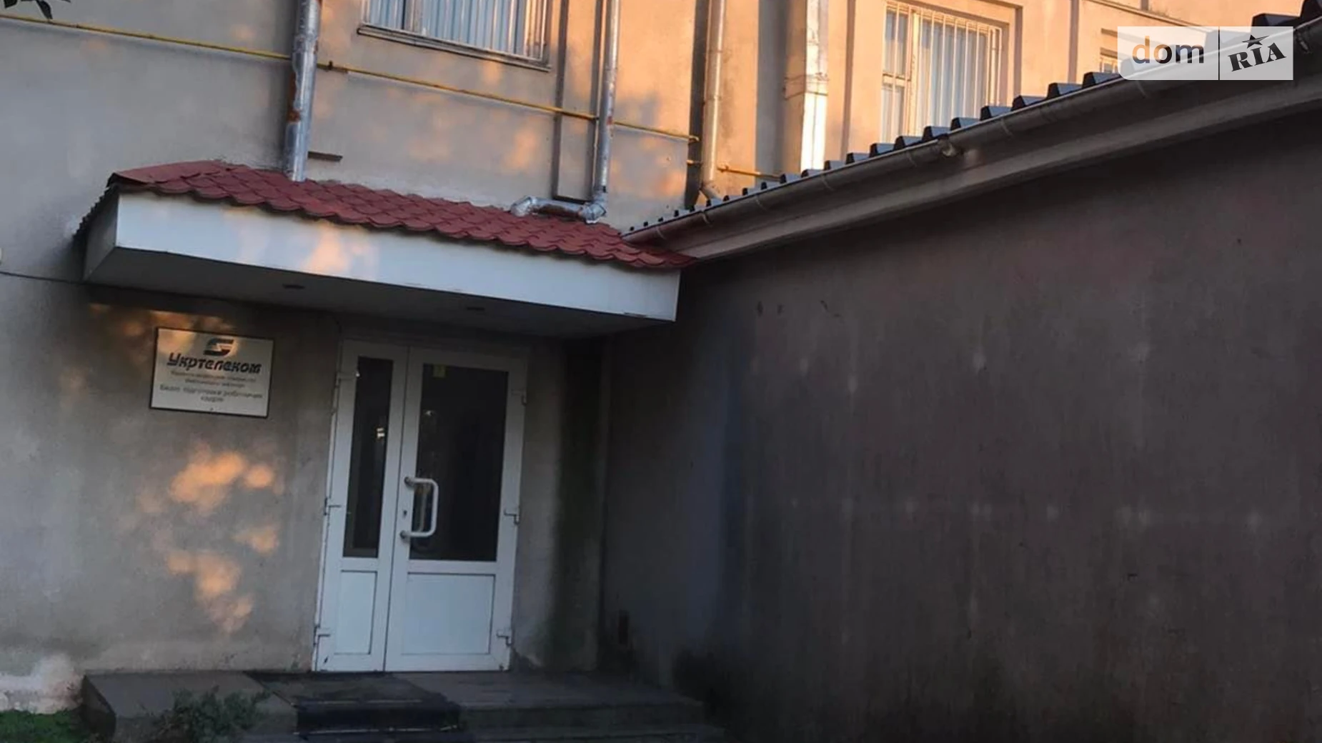 Сдается в аренду офис 352.8 кв. м в бизнес-центре, цена: 27772 грн - фото 2