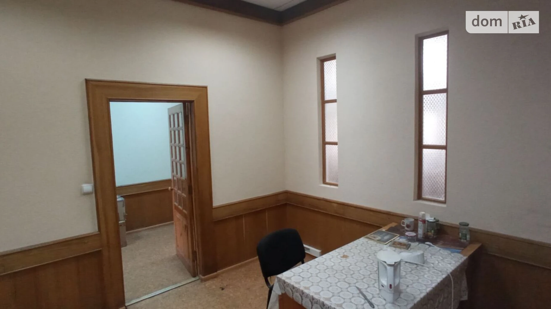 Сдается в аренду офис 62.8 кв. м в бизнес-центре, цена: 10616 грн - фото 5