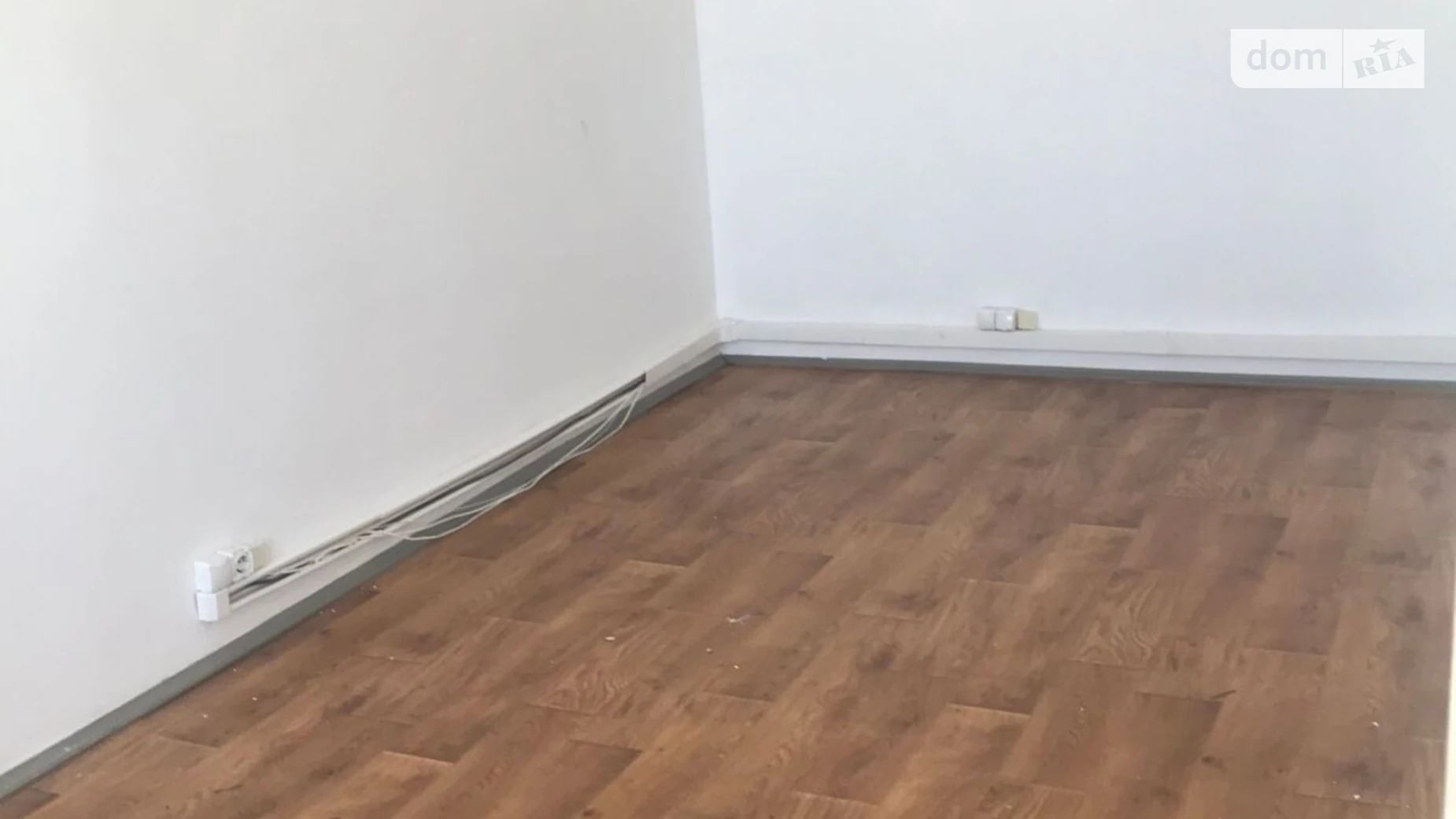 Сдается в аренду офис 49.7 кв. м в бизнес-центре, цена: 3802 грн - фото 3