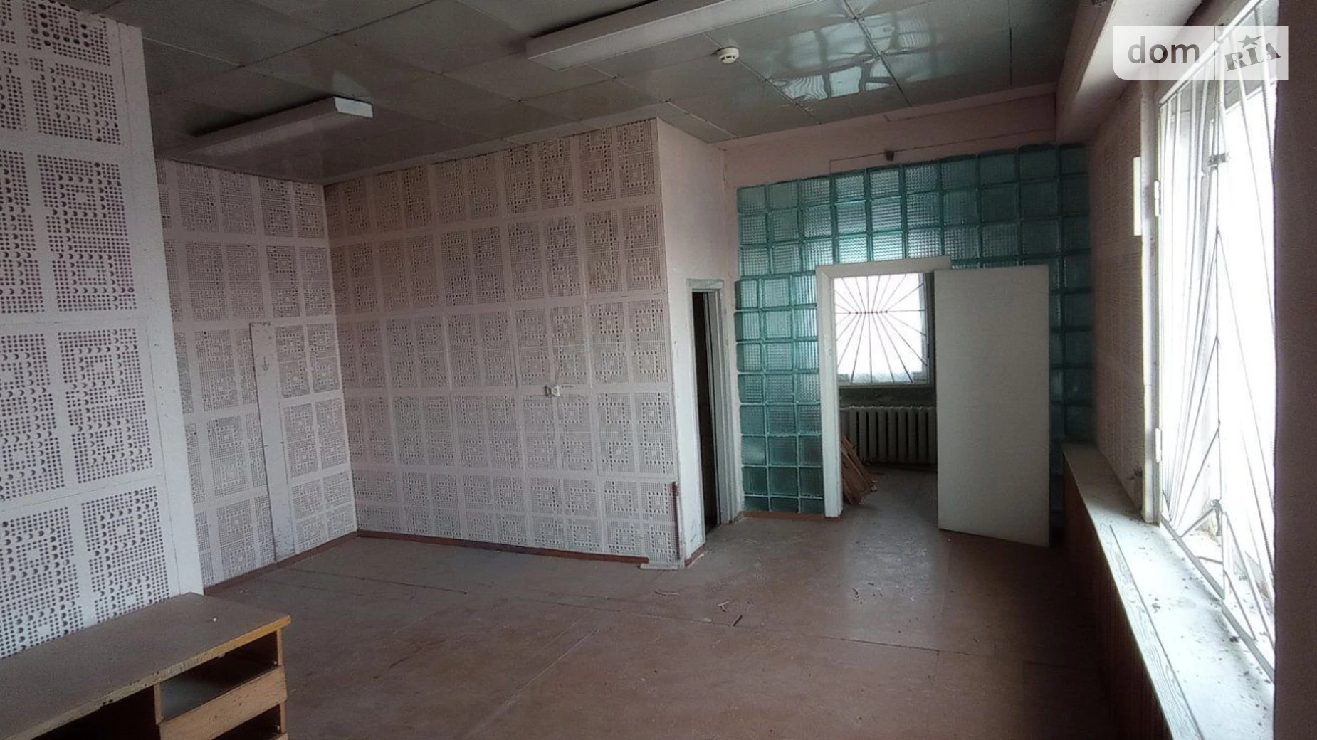 Сдается в аренду офис 81.3 кв. м в бизнес-центре, цена: 5508 грн - фото 3