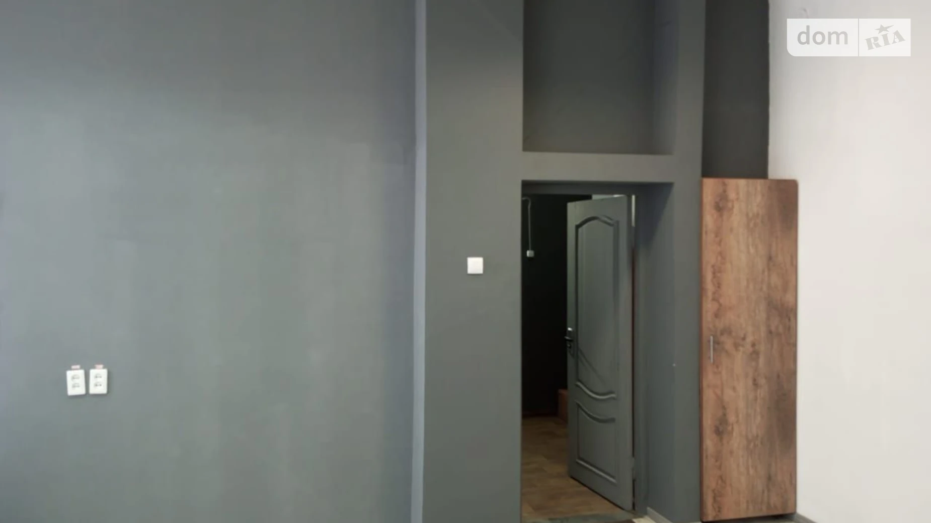 Сдается в аренду офис 83.9 кв. м в бизнес-центре, цена: 12585 грн - фото 2