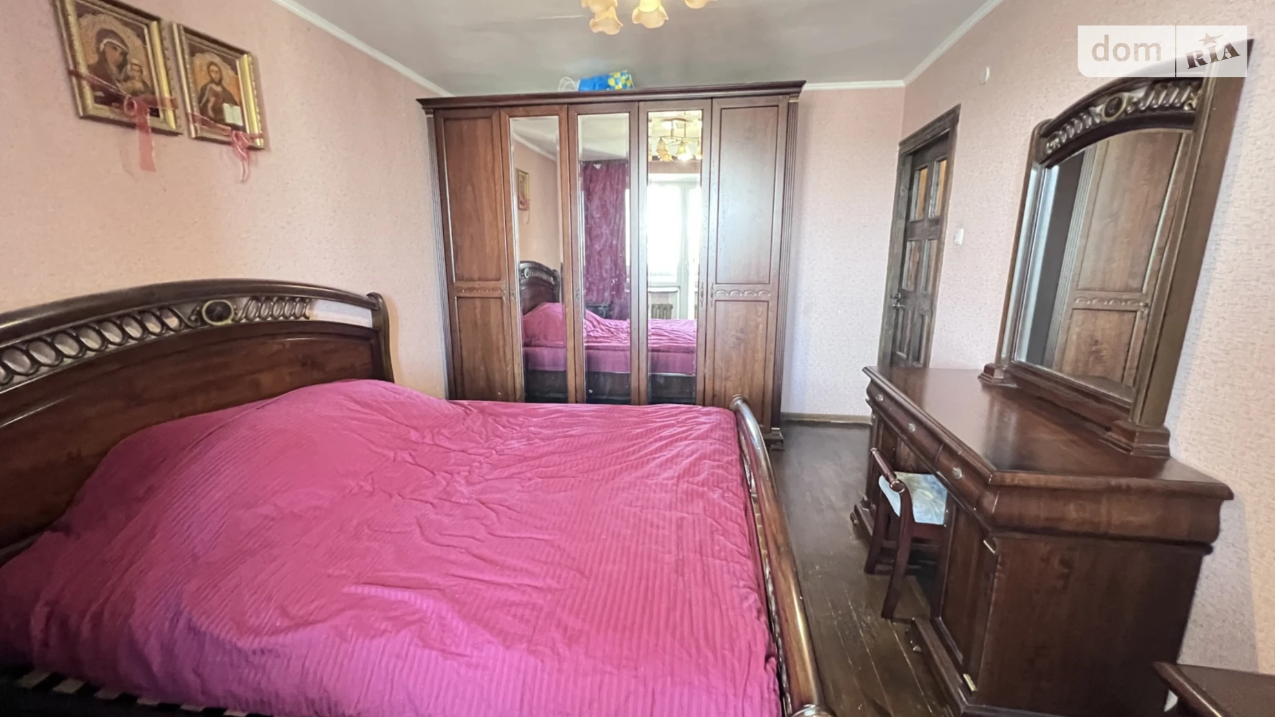 Продается 3-комнатная квартира 70 кв. м в Ровно, ул. Коновальца Евгения, 18 - фото 2