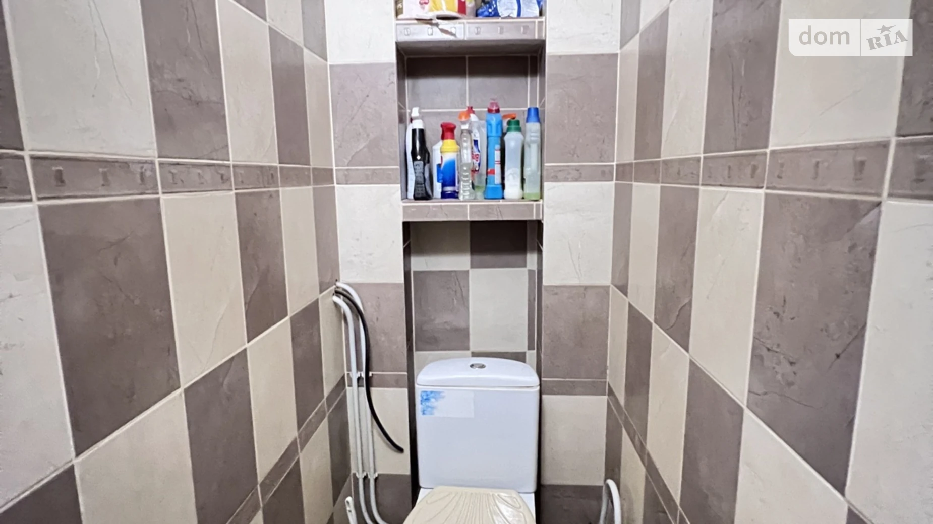 Продается 3-комнатная квартира 70 кв. м в Ровно, ул. Коновальца Евгения, 18 - фото 5