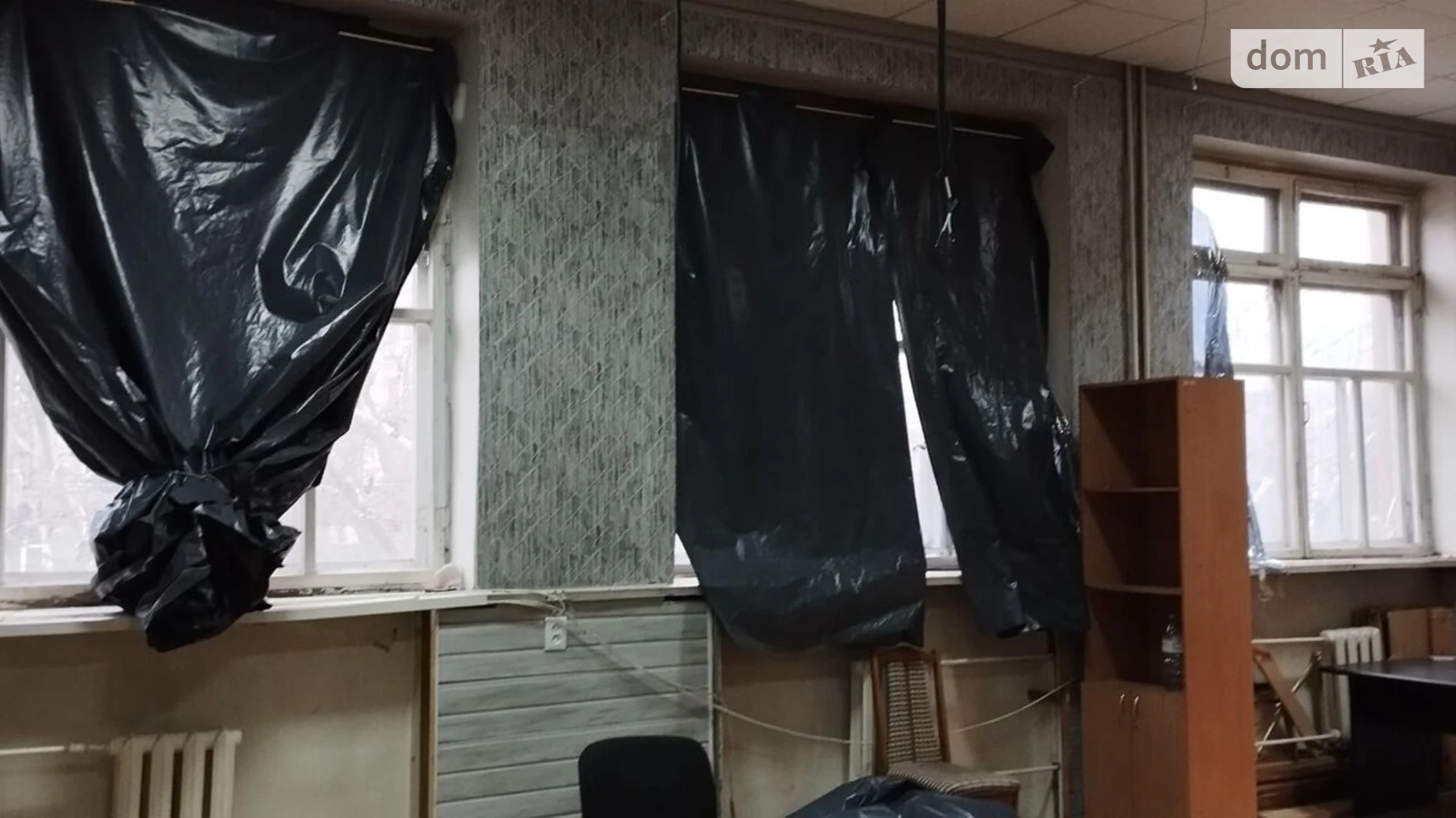 Сдается в аренду офис 48.8 кв. м в бизнес-центре, цена: 3074 грн - фото 2