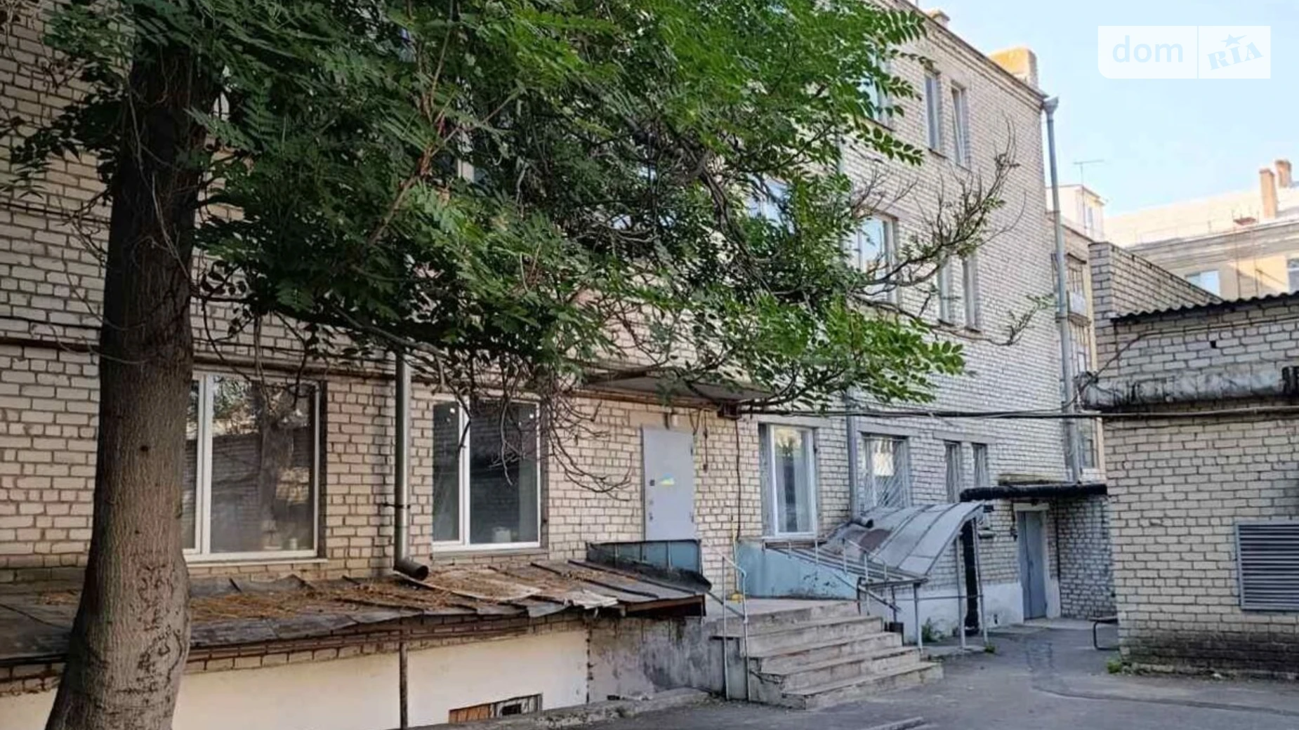 Сдается в аренду офис 11.7 кв. м в бизнес-центре, цена: 719 грн - фото 2