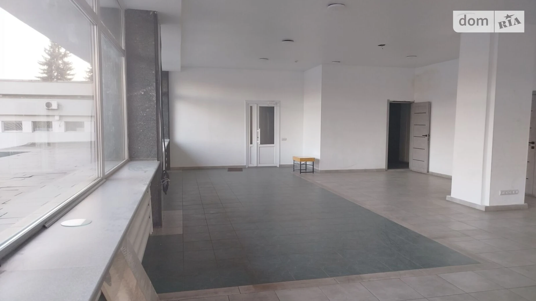 Сдается в аренду офис 124.7 кв. м в бизнес-центре, цена: 31500 грн - фото 2