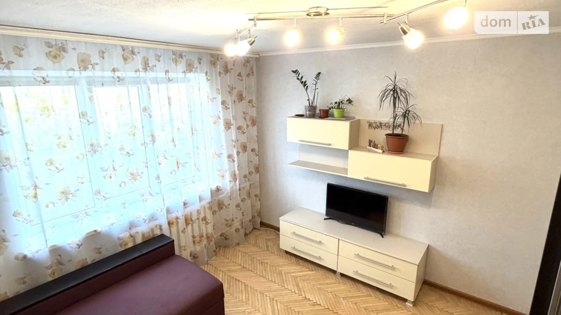 Продается 1-комнатная квартира 24.8 кв. м в Киеве, ул. Елены Телиги, 39А - фото 2