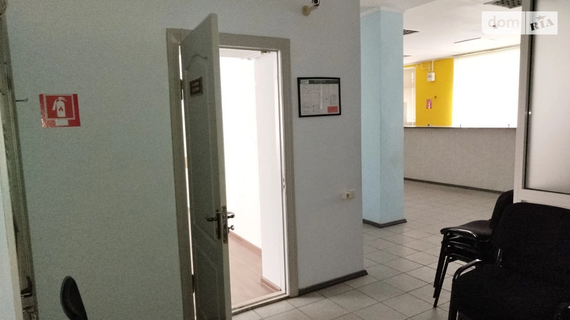 Сдается в аренду офис 145.1 кв. м в бизнес-центре, цена: 789 грн - фото 4