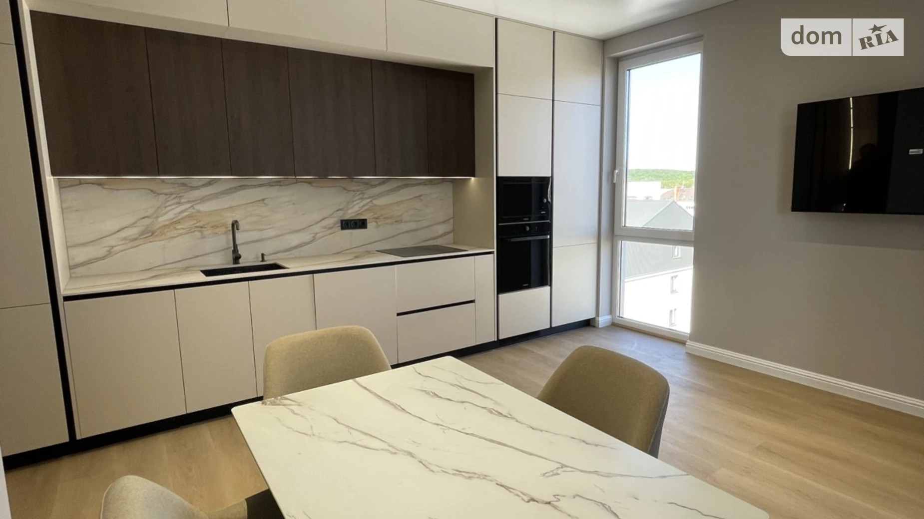 Продается 2-комнатная квартира 78 кв. м в Ужгороде, ул. Собранецкая, 150 - фото 2