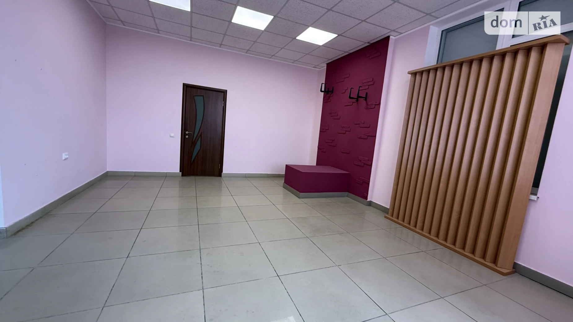 Сдается в аренду офис 70 кв. м в бизнес-центре, цена: 19600 грн - фото 2
