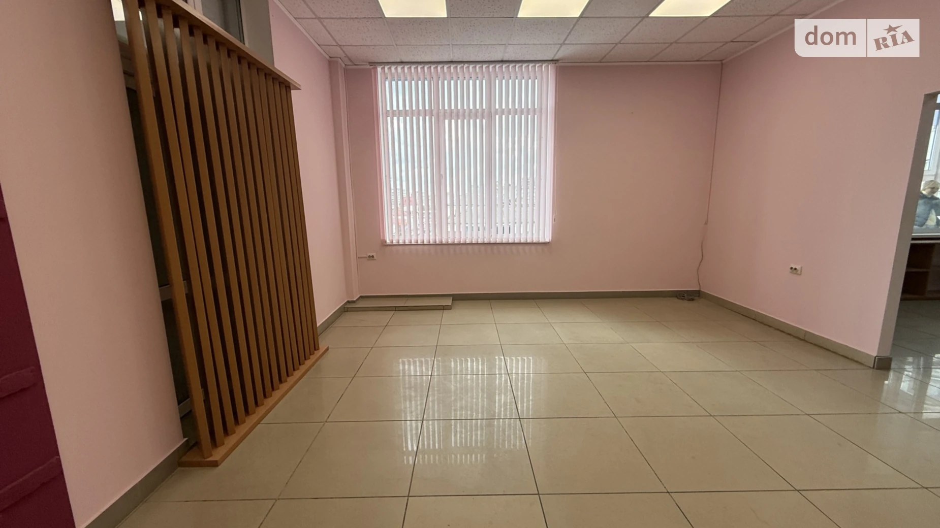 Сдается в аренду офис 70 кв. м в бизнес-центре, цена: 19600 грн - фото 3