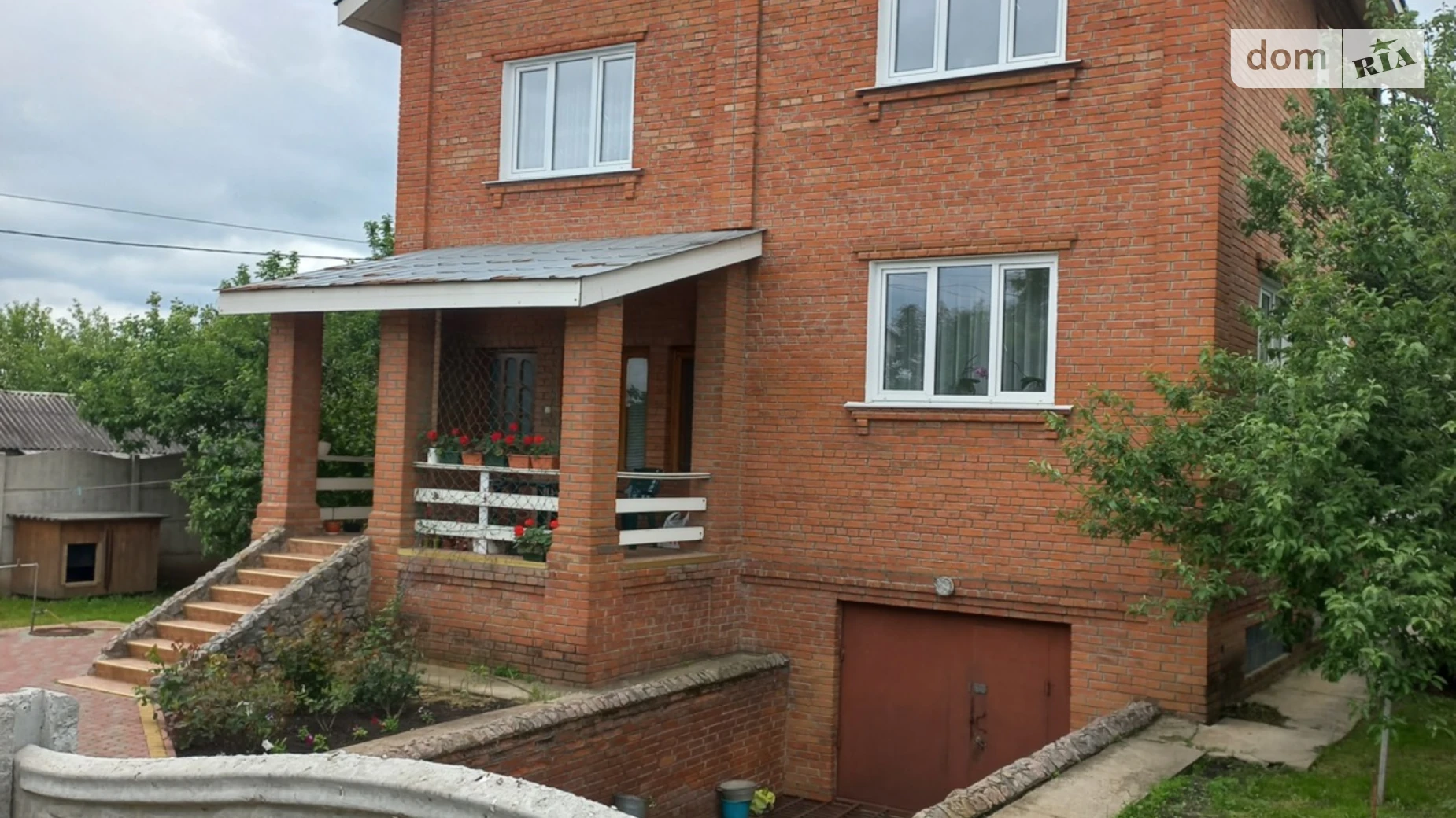 Продается дом на 2 этажа 209 кв. м с баней/сауной, цена: 160000 $ - фото 2