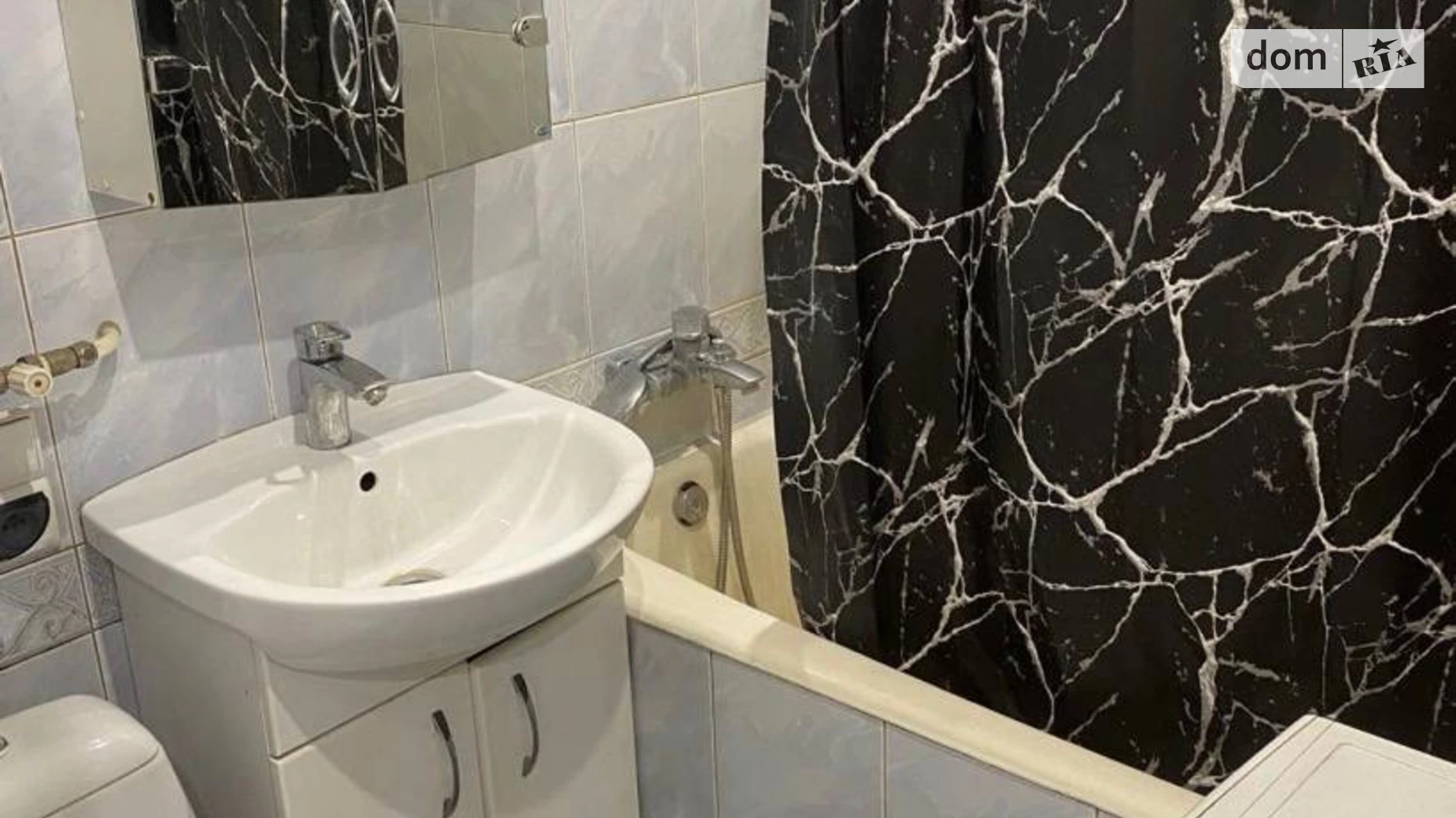 1-комнатная квартира 40 кв. м в Луцке, цена: 14000 грн - фото 2