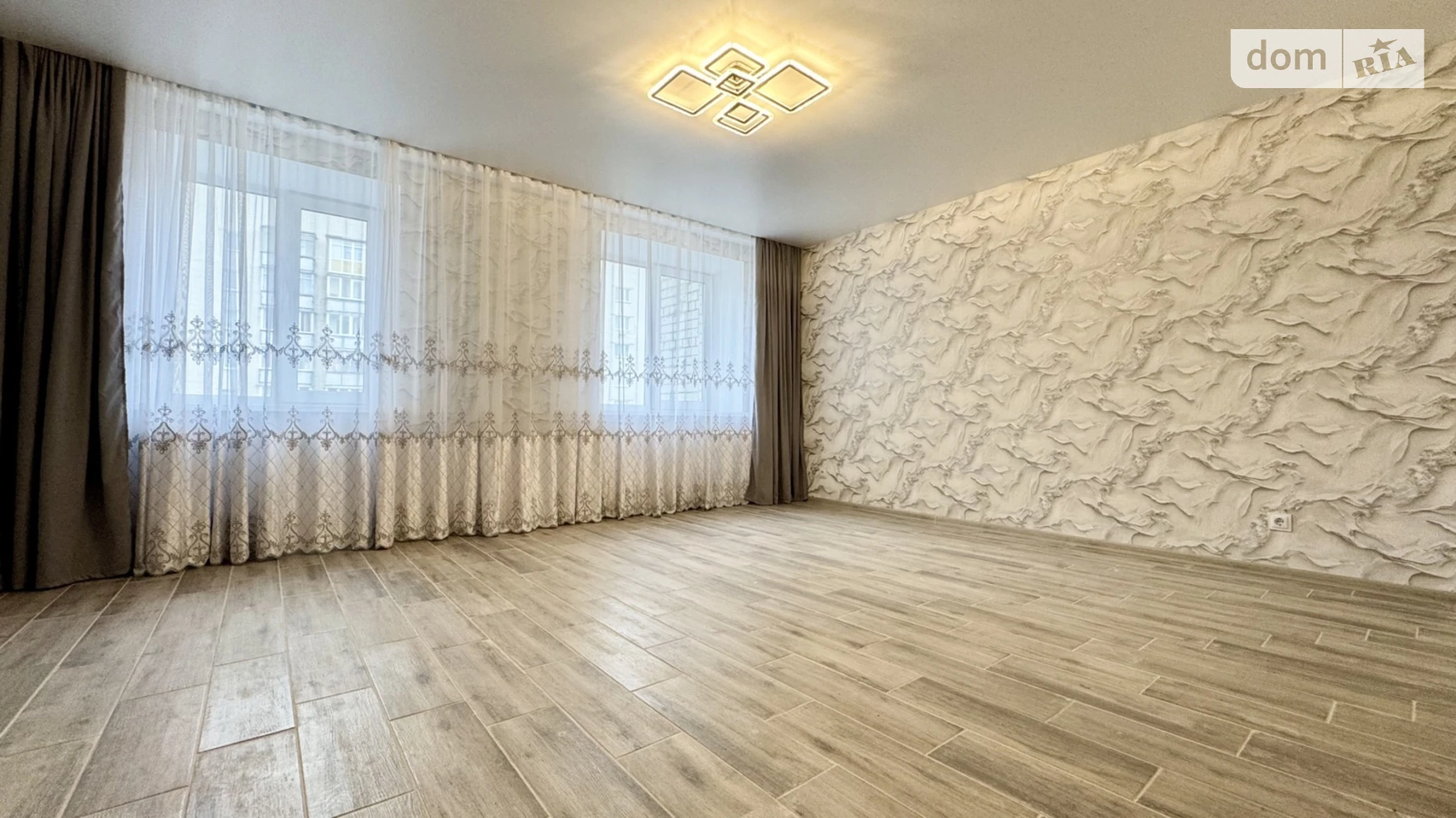 Продается 2-комнатная квартира 68 кв. м в Чернигове, ул. Днепровская, 31 - фото 5