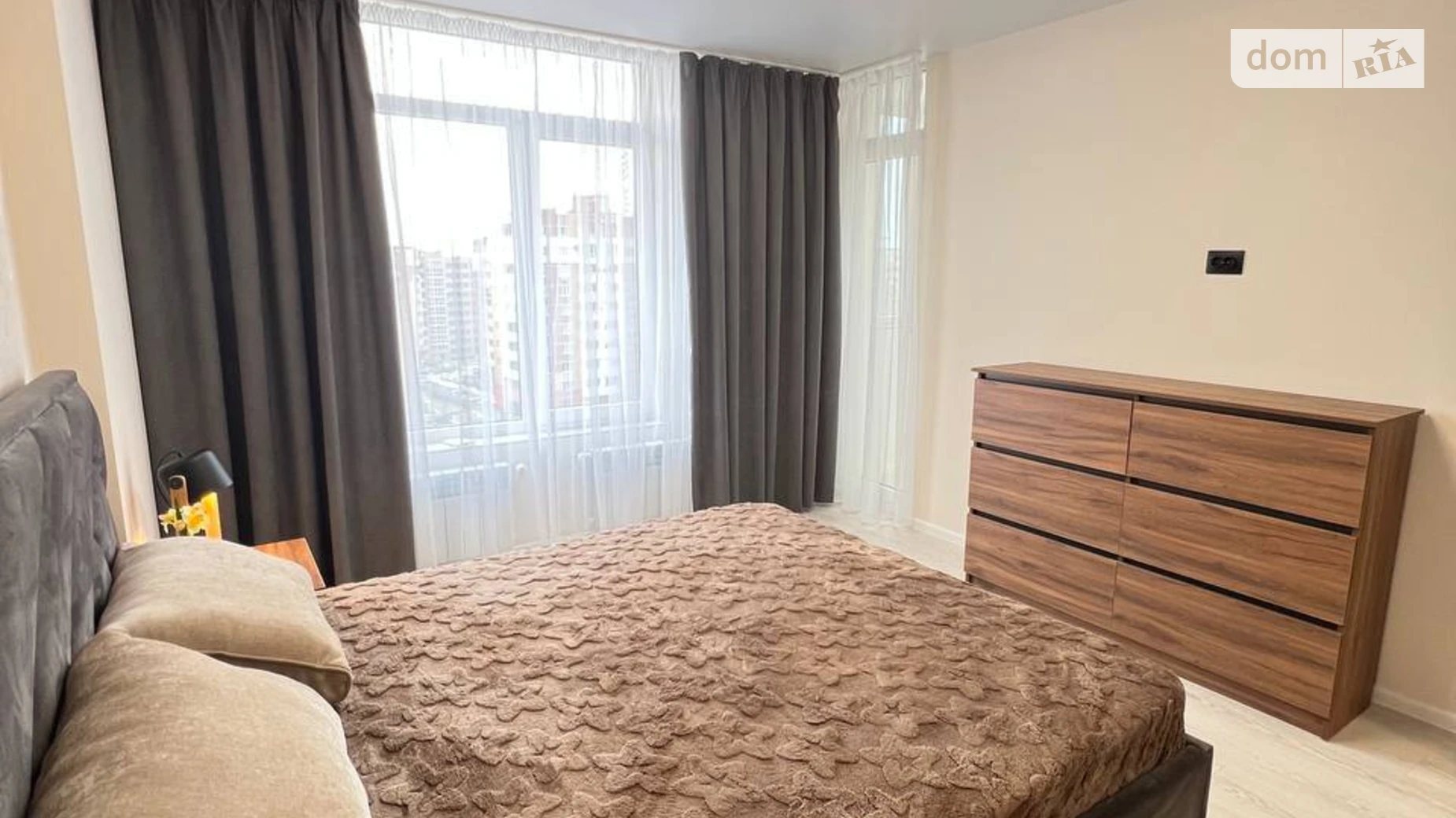 2-комнатная квартира 75 кв. м в Тернополе, ул. Троллейбусная, 3Б - фото 4