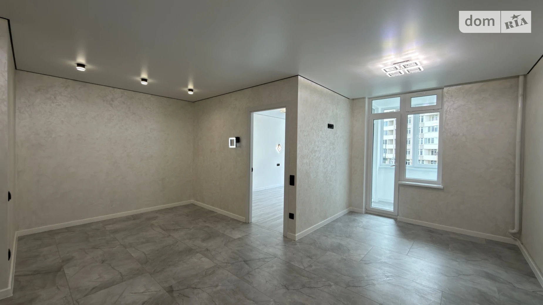 1-комнатная квартира 46 кв. м в Тернополе, ул. Киевская - фото 2