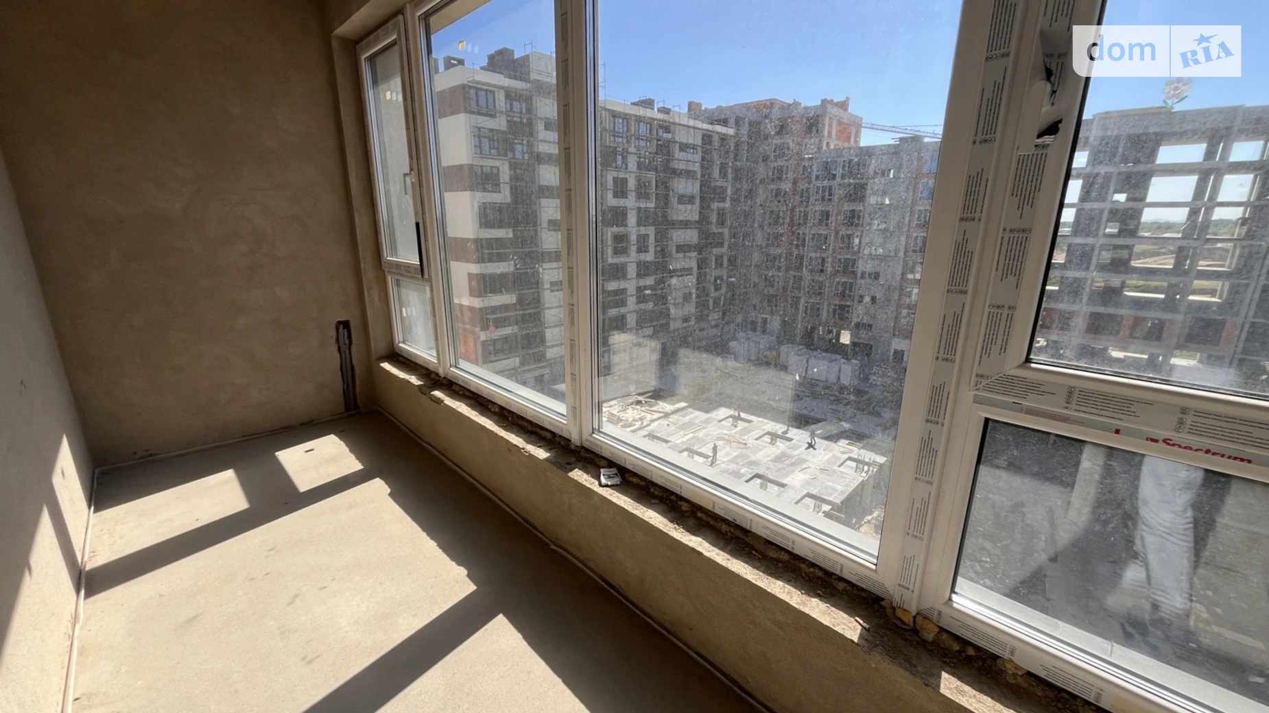 Продается 2-комнатная квартира 75 кв. м в Ужгороде, ул. Николая Бобяка - фото 2