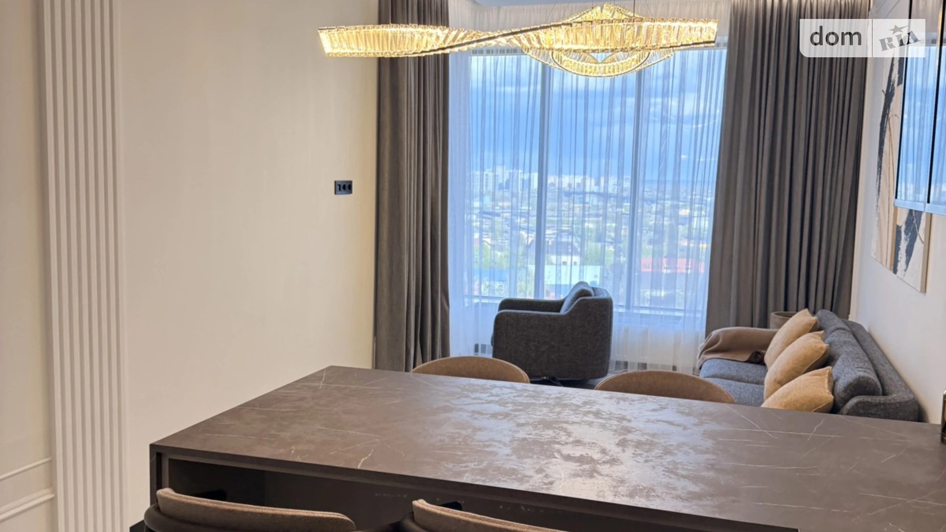 Продается 2-комнатная квартира 85 кв. м в Киеве, ул. Зверинецкая, 72 - фото 2