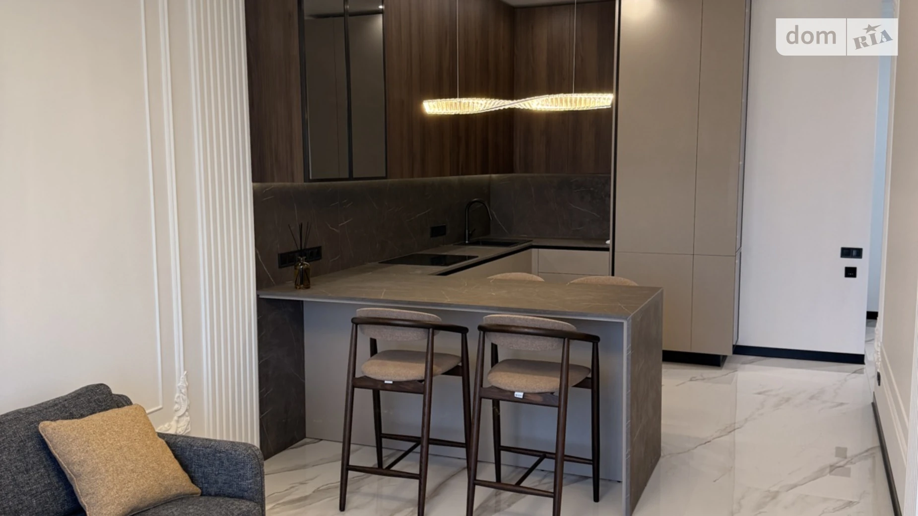 Продается 2-комнатная квартира 85 кв. м в Киеве, ул. Зверинецкая, 72 - фото 4