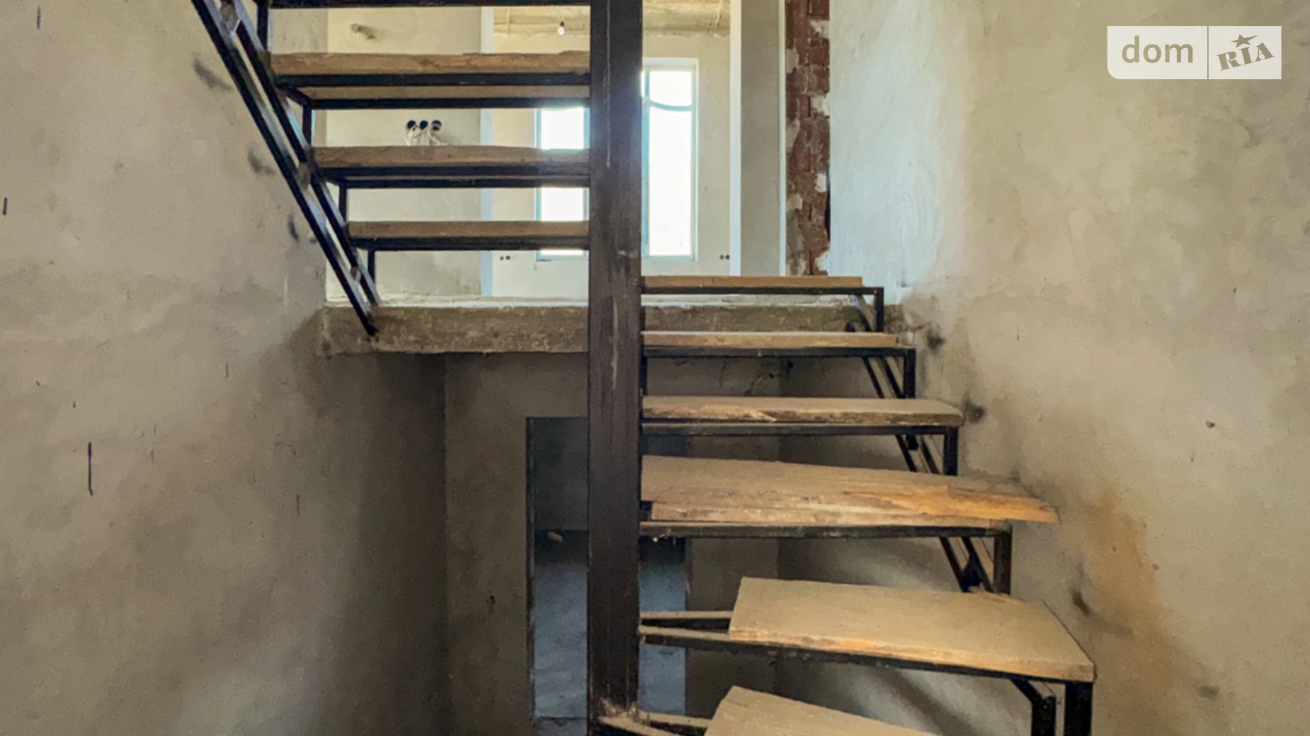 Продается дом на 2 этажа 275.7 кв. м с садом, цена: 250000 $ - фото 5