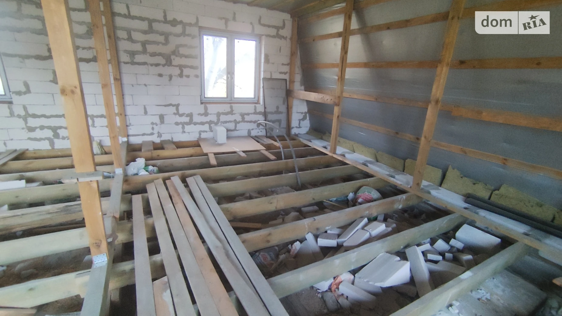 Продается дом на 2 этажа 110 кв. м с садом, цена: 75000 $ - фото 2